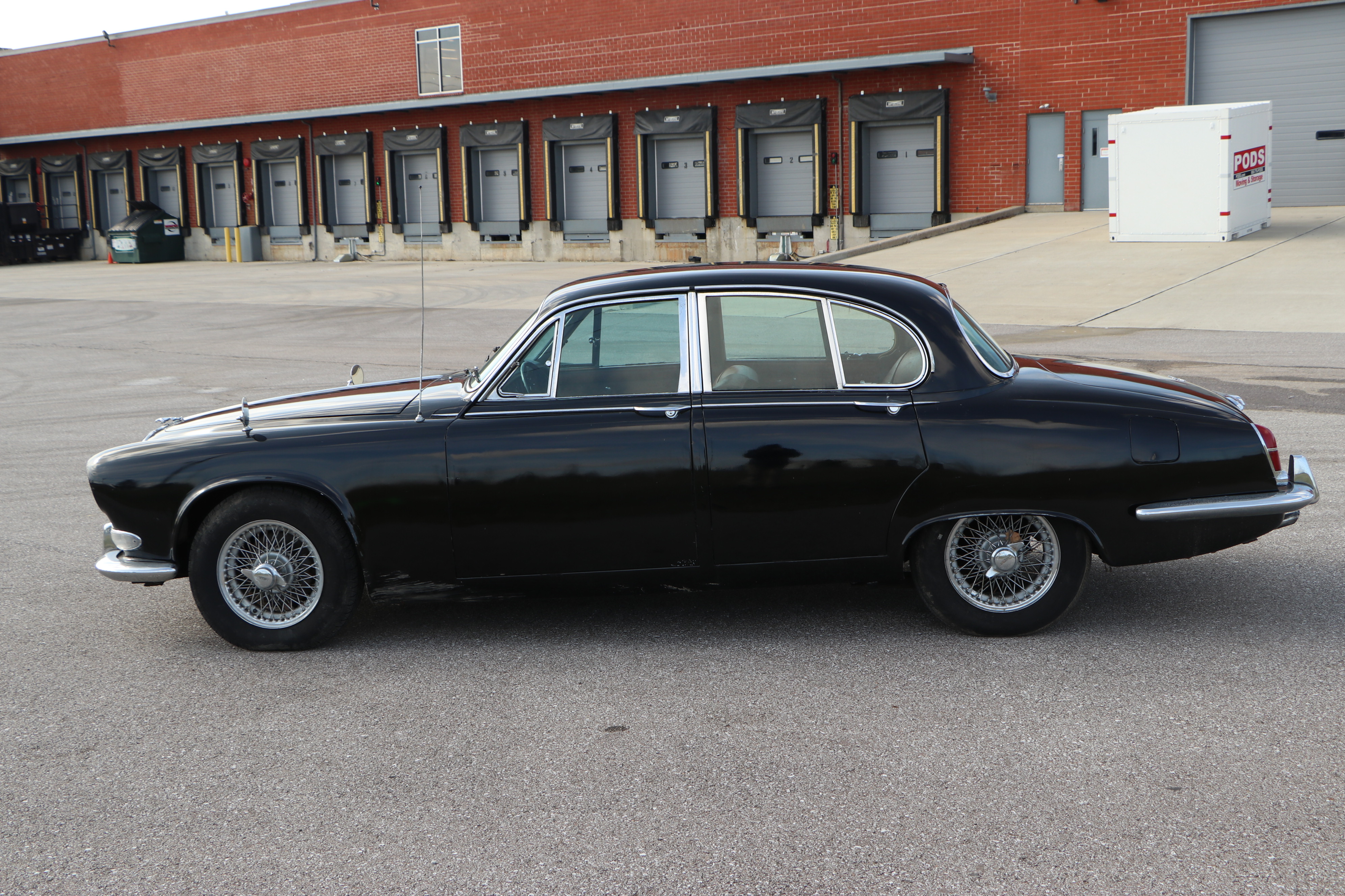 1967 Jaguar 420 G