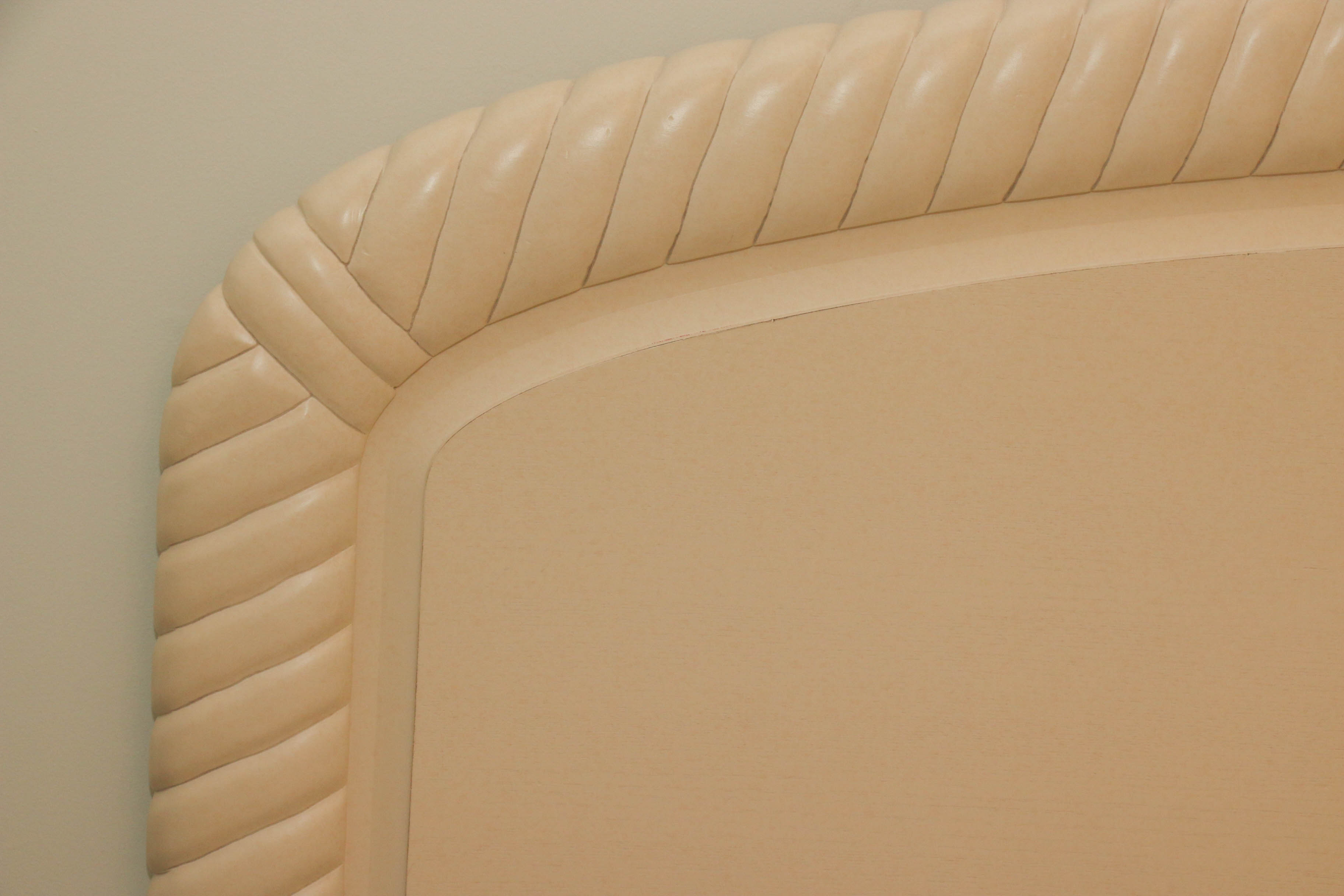 Leggett & Platt Queen Adjustable Platform Bed with Century Frame & Nightstand