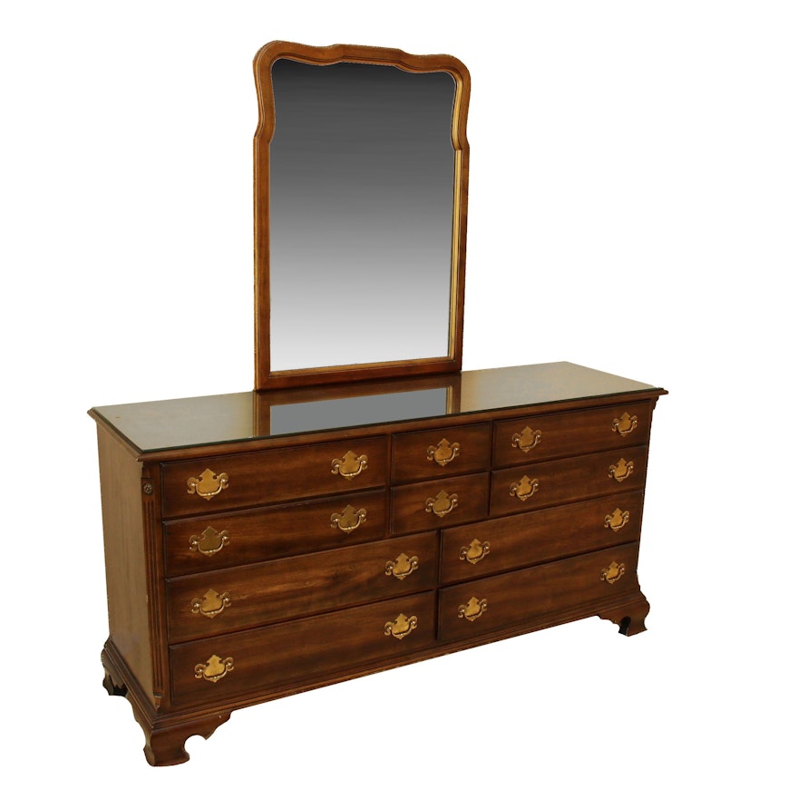 Statton Trutype Americana Ten-Drawer Wooden Dresser with Mirror