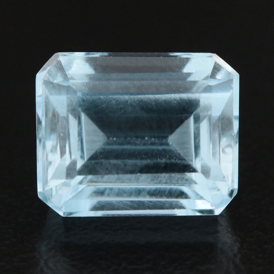 Loose 6.93 CT Topaz Gemstone