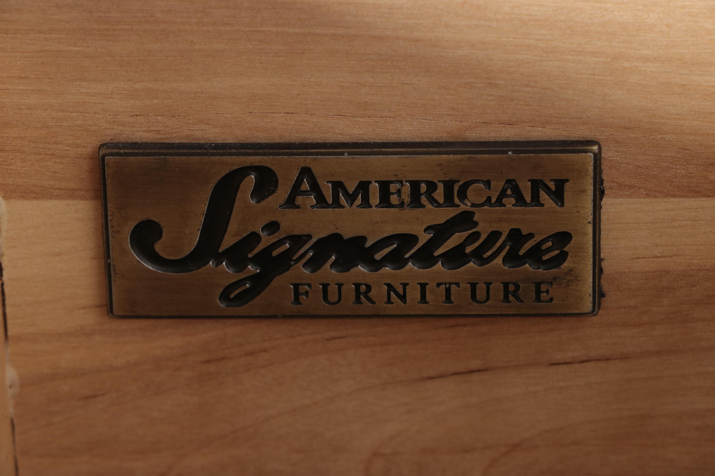 Mission Style American Signature Oak Bar Cabinet, Late 20th Century