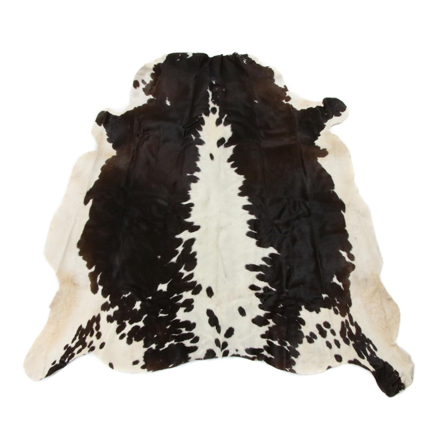 4'10 x 5'4 Natural Cow Hide Rug