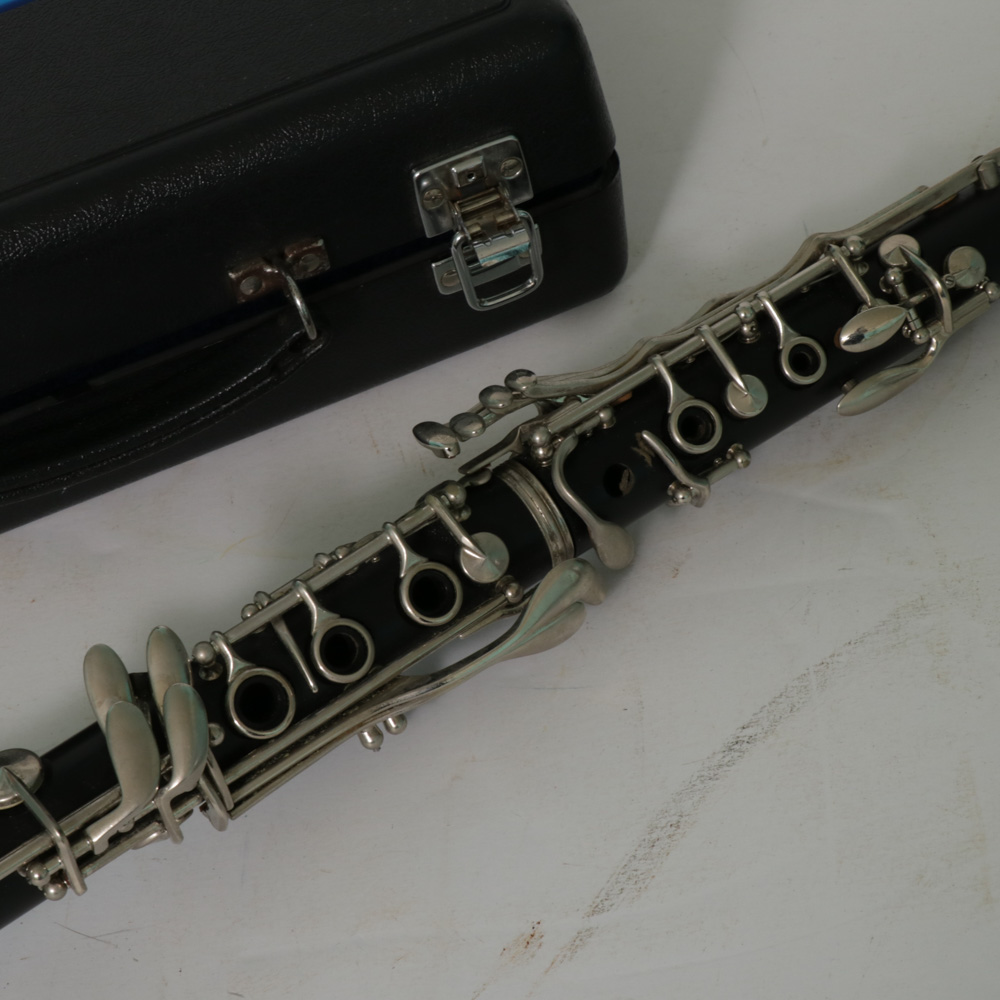 Selmer Signet 100 Clarinet with Case