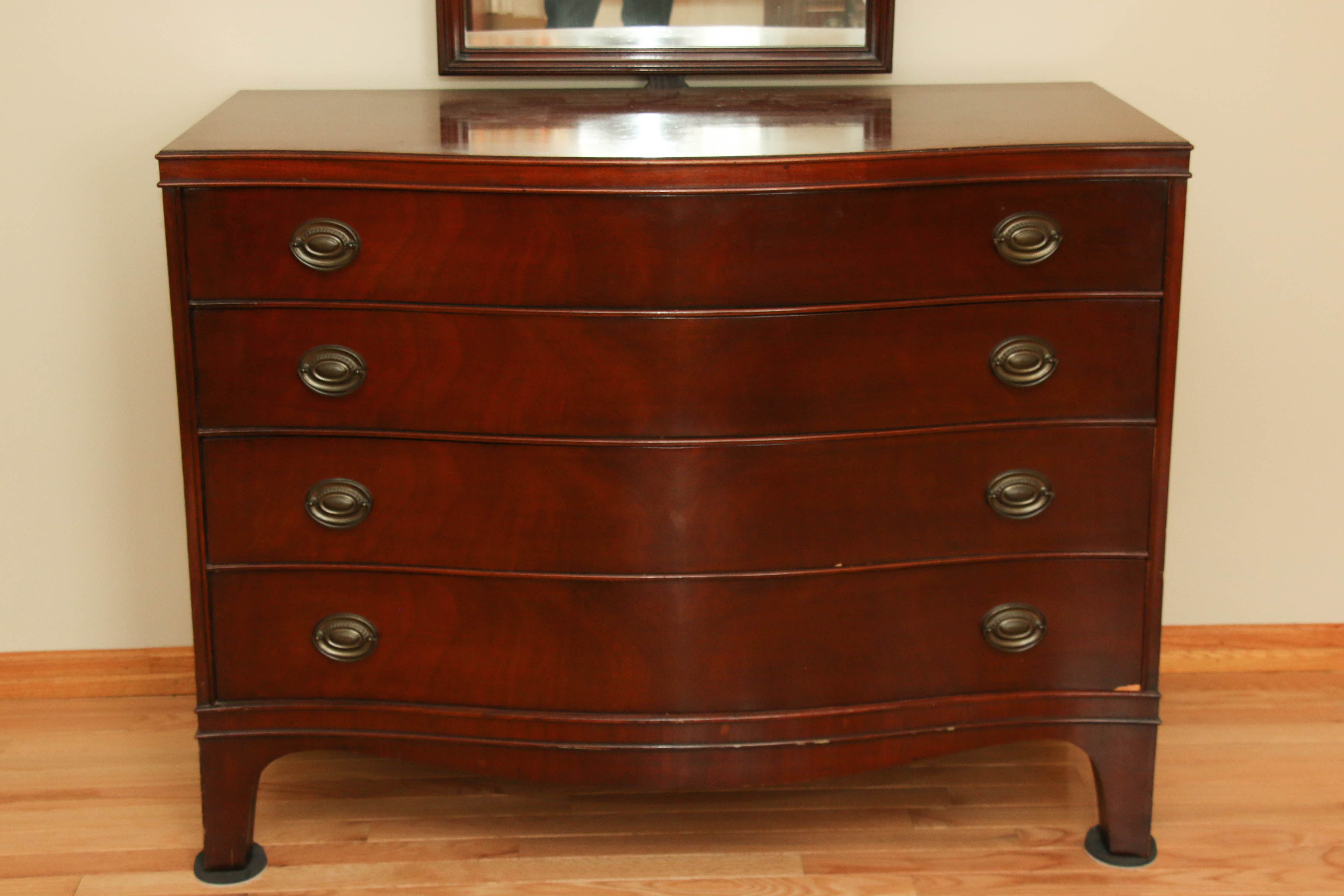 Morganton Furniture Co. Bow Front Dresser and Mirror, Mid-20th Century