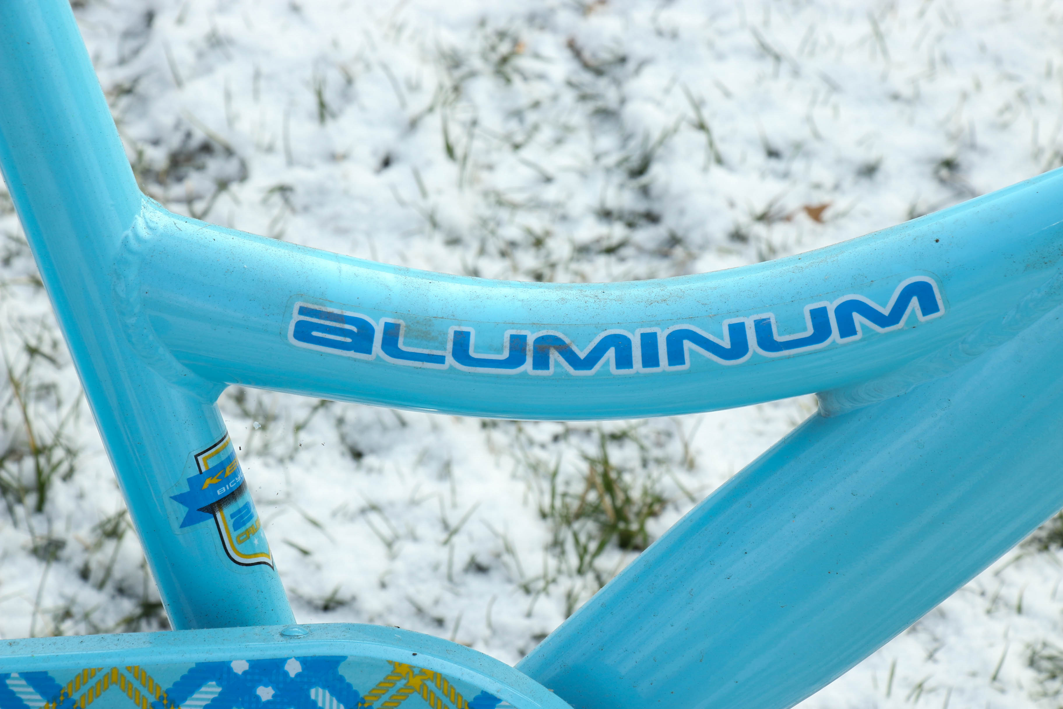 Kent Cruiser 24" Girls La Jolla Bike and Huffy Momo Java Bike