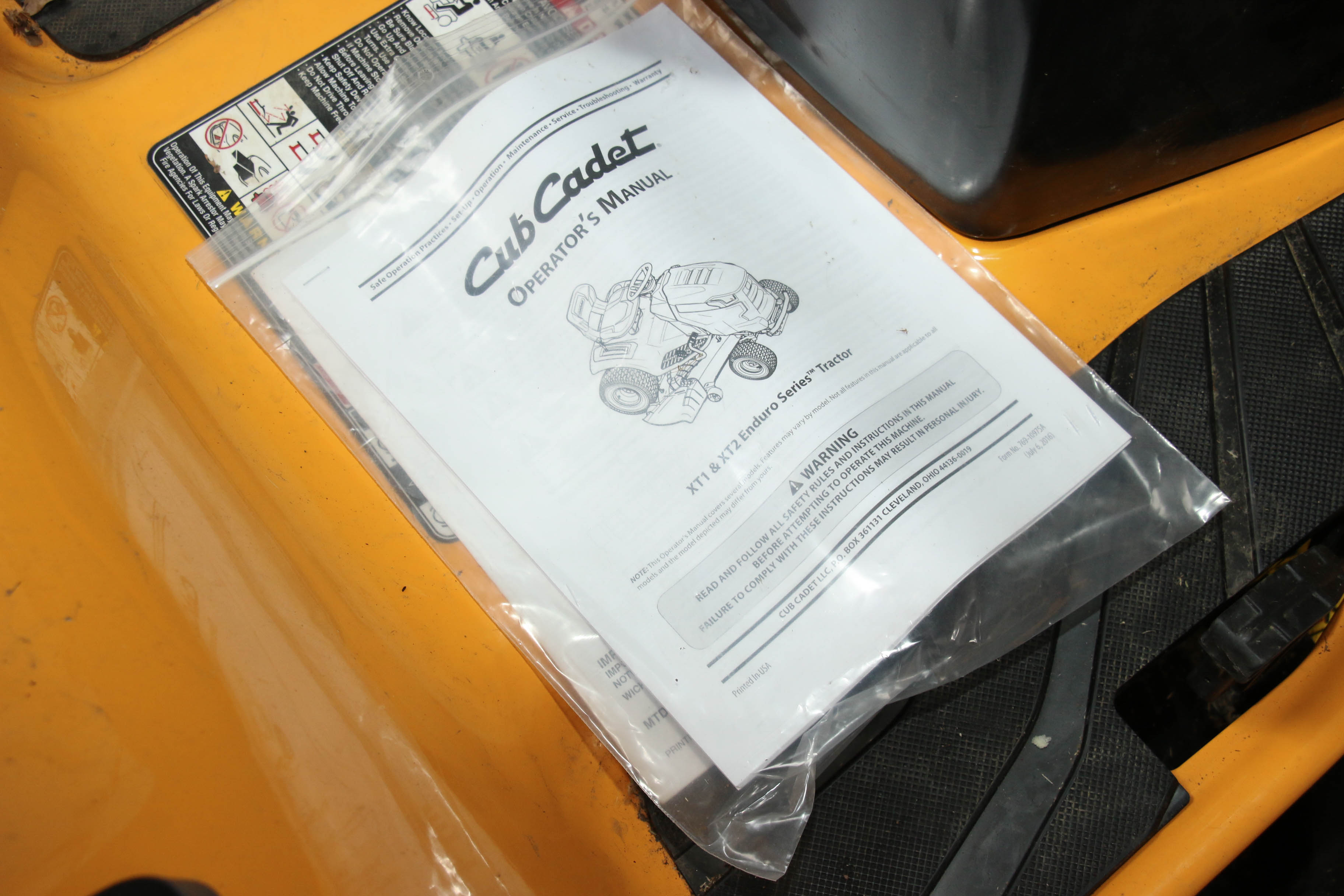 Cub Cadet XT1 Enduro Series LT46 Lawn Tractor with Snow Blade