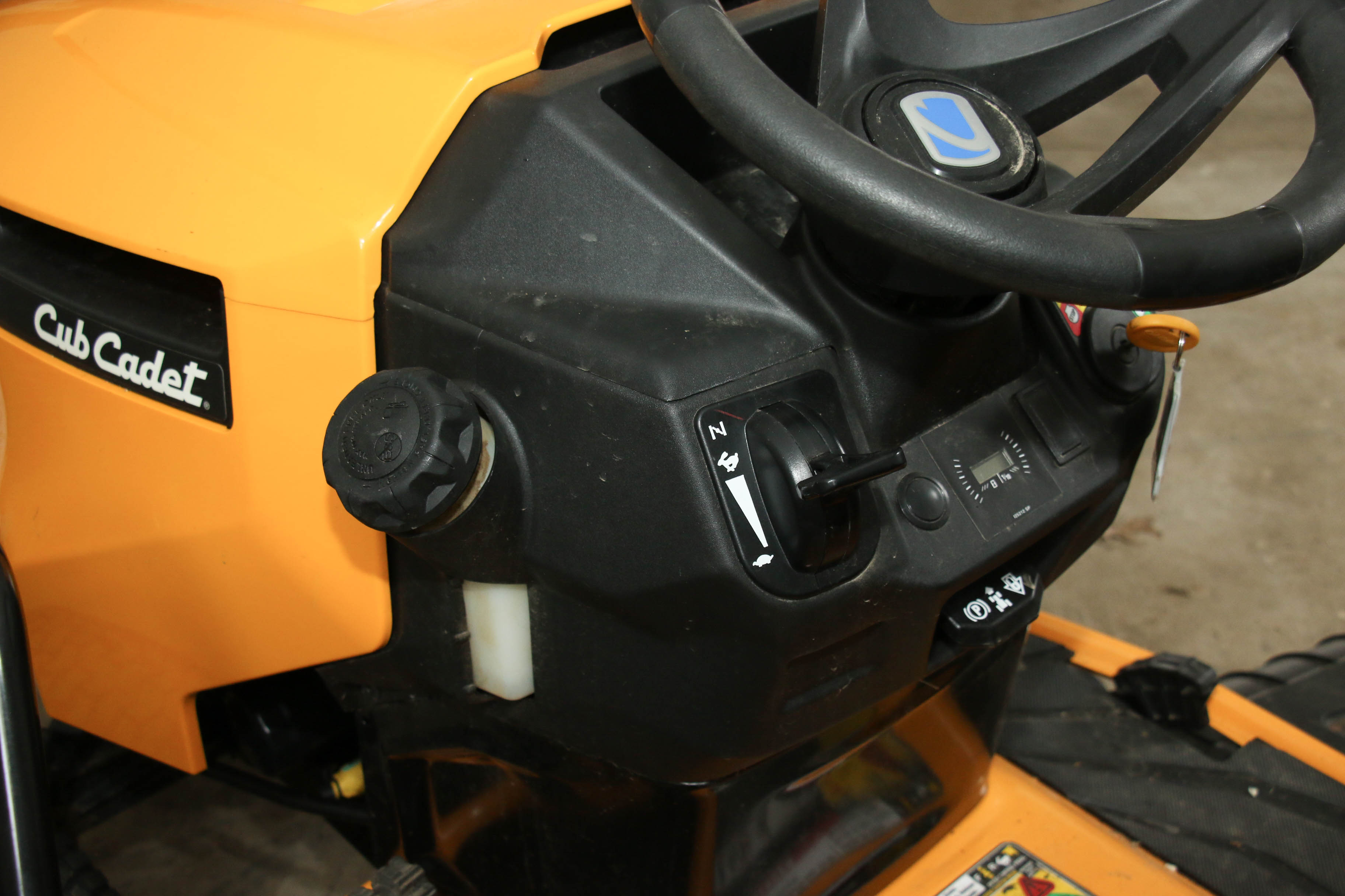 Cub Cadet XT1 Enduro Series LT46 Lawn Tractor with Snow Blade