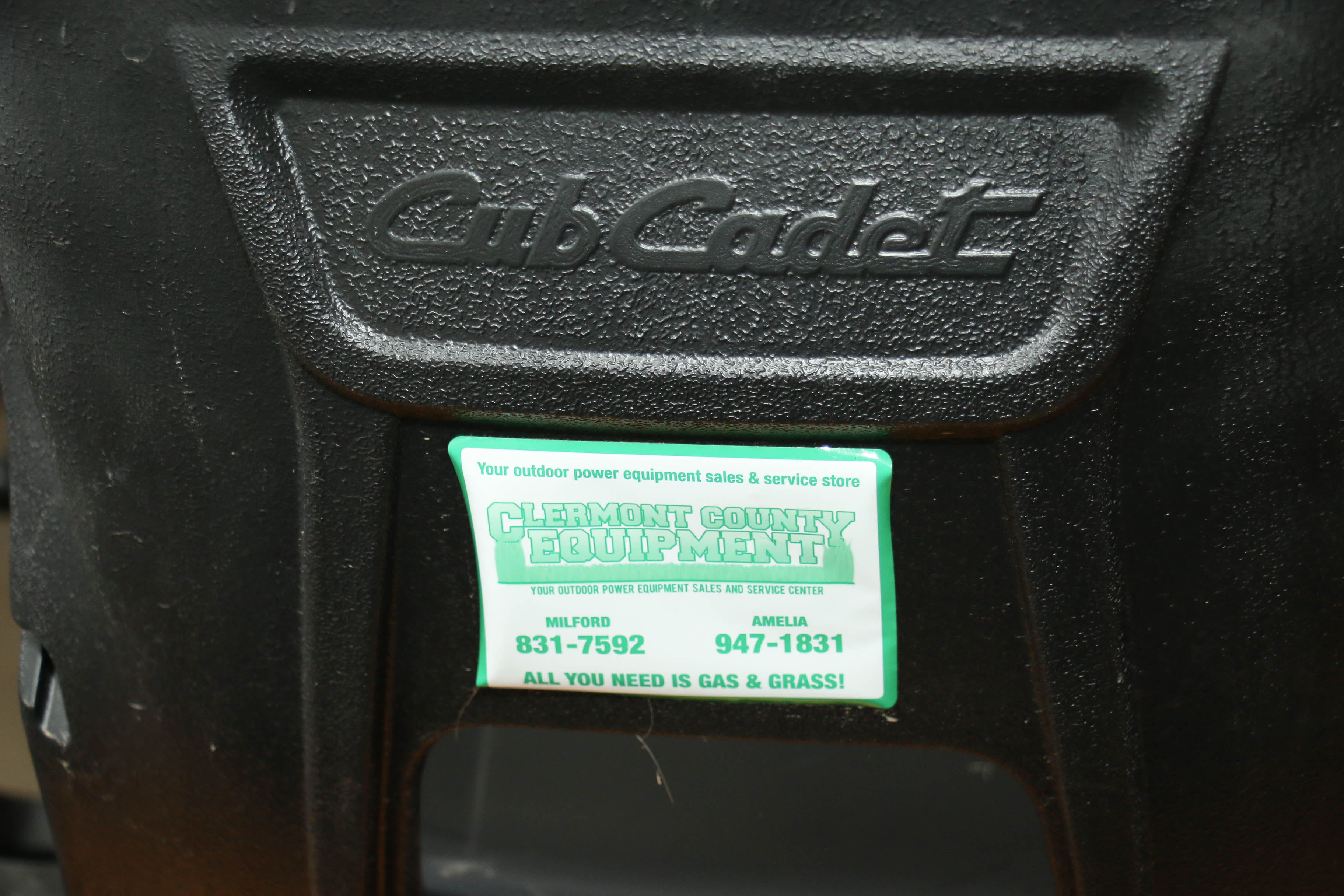 Cub Cadet XT1 Enduro Series LT46 Lawn Tractor with Snow Blade