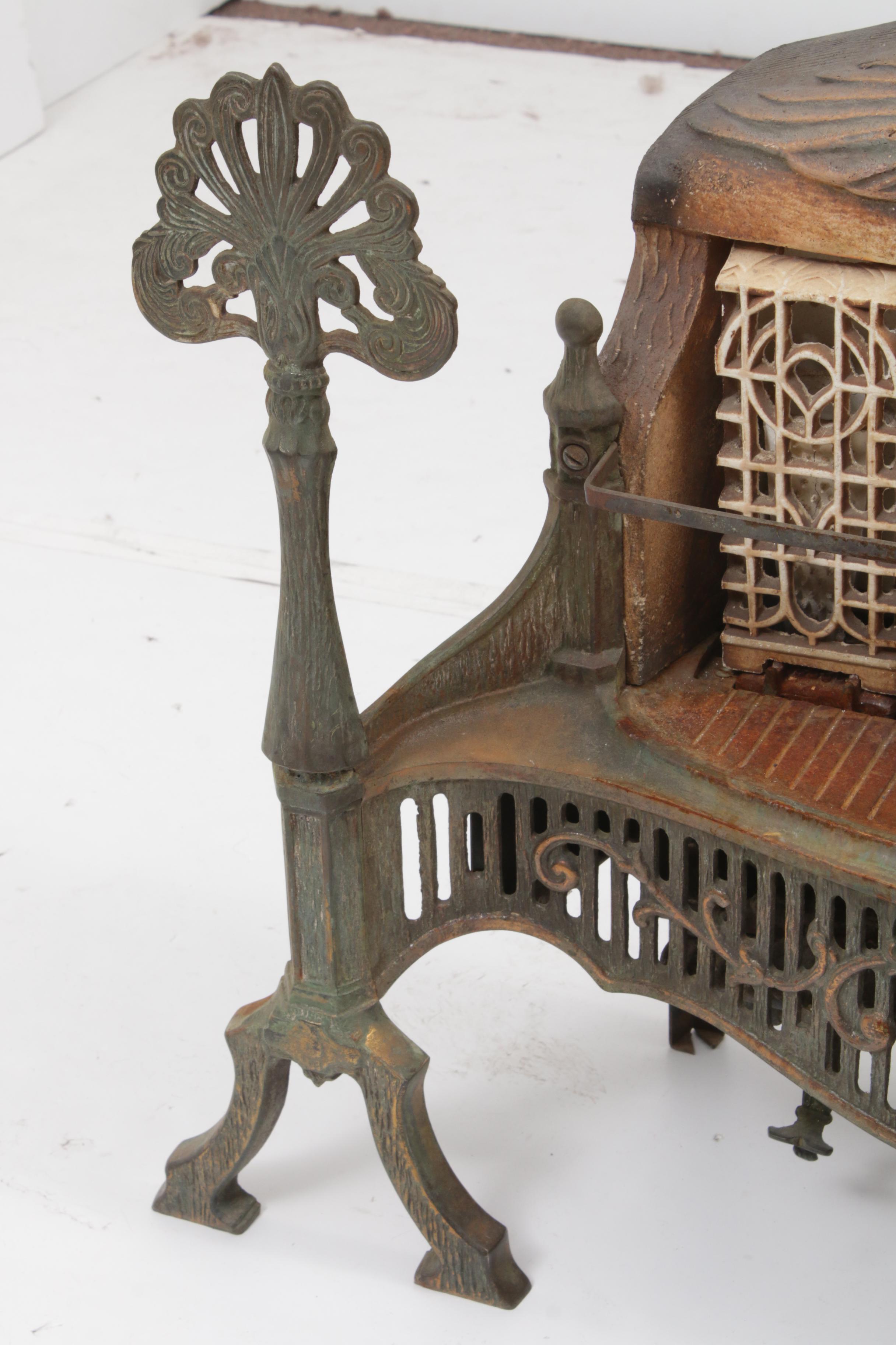 Fosco Fireplace Style Cast Iron Gas Heater, Early to Mid-20th Century