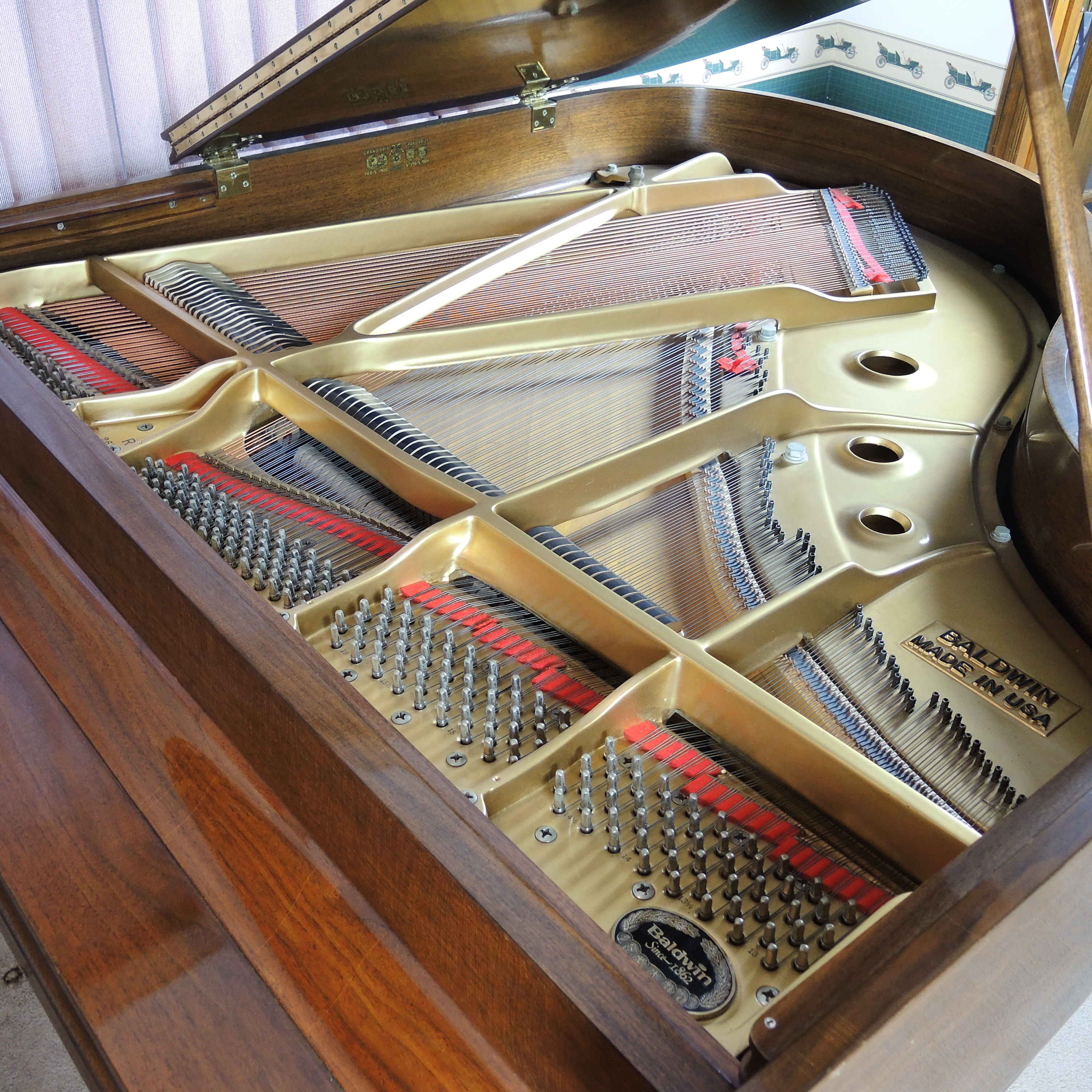 Baldwin "Grand Prix Paris" Baby Grand Piano with Bench