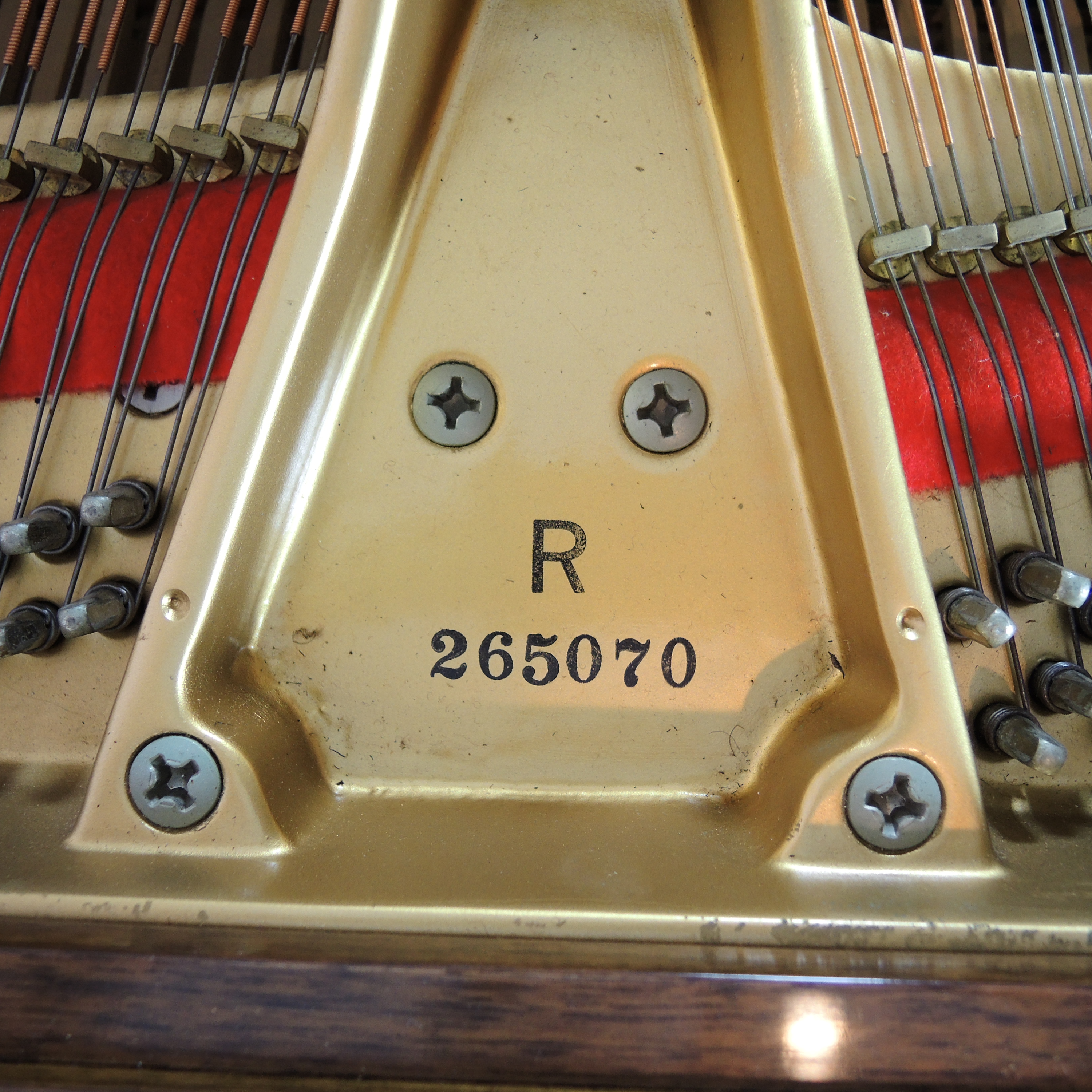 Baldwin "Grand Prix Paris" Baby Grand Piano with Bench