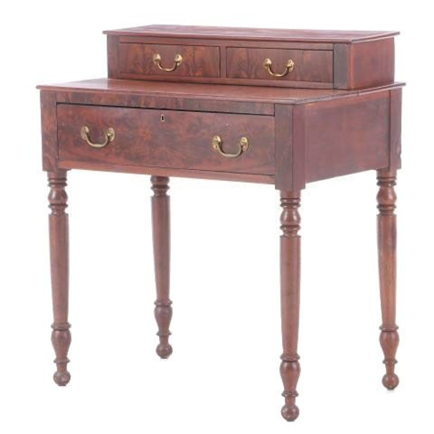 Federal Mahogany Dressing Table, Early 19th Century