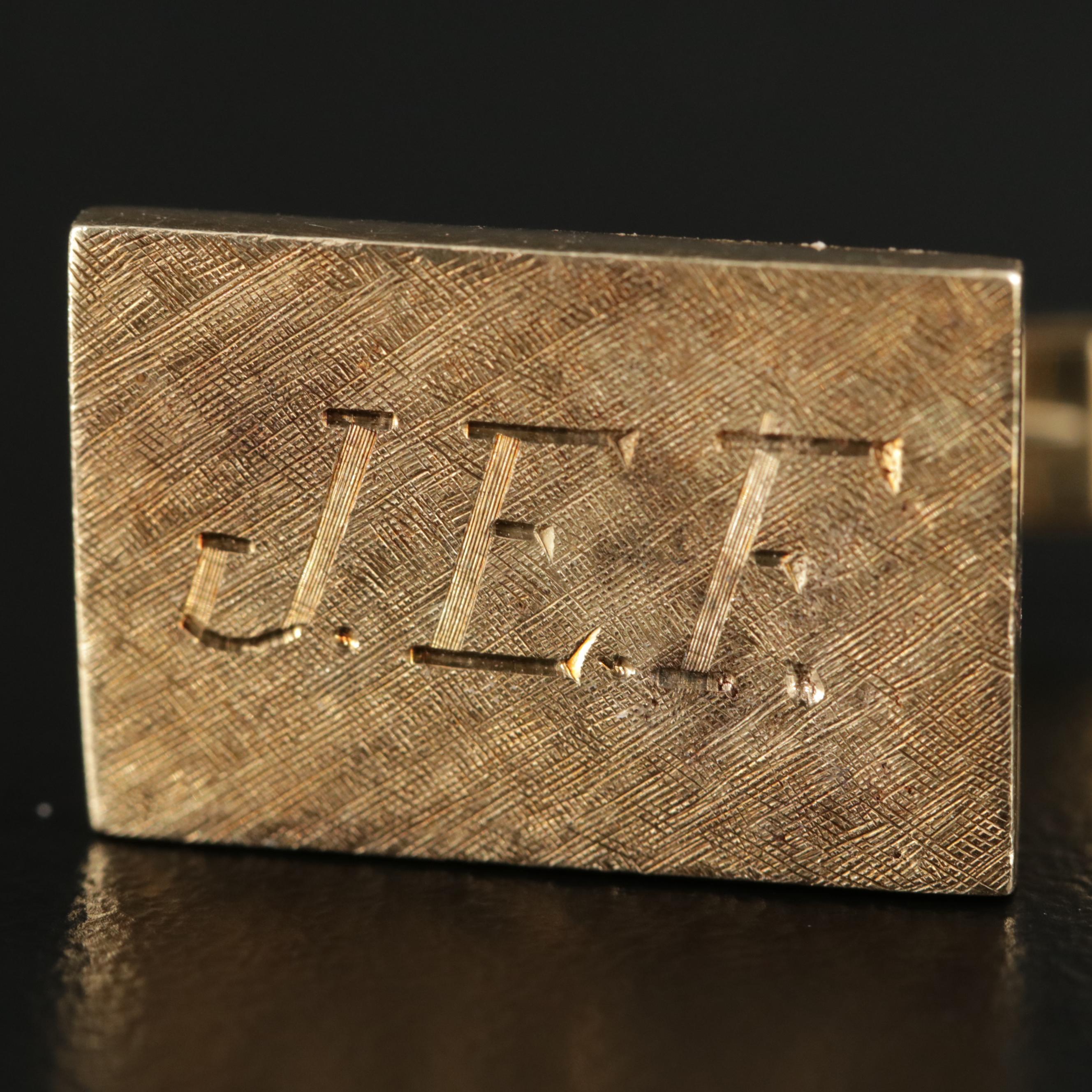 14K Yellow Gold Personalized Florentine Texture Cufflinks