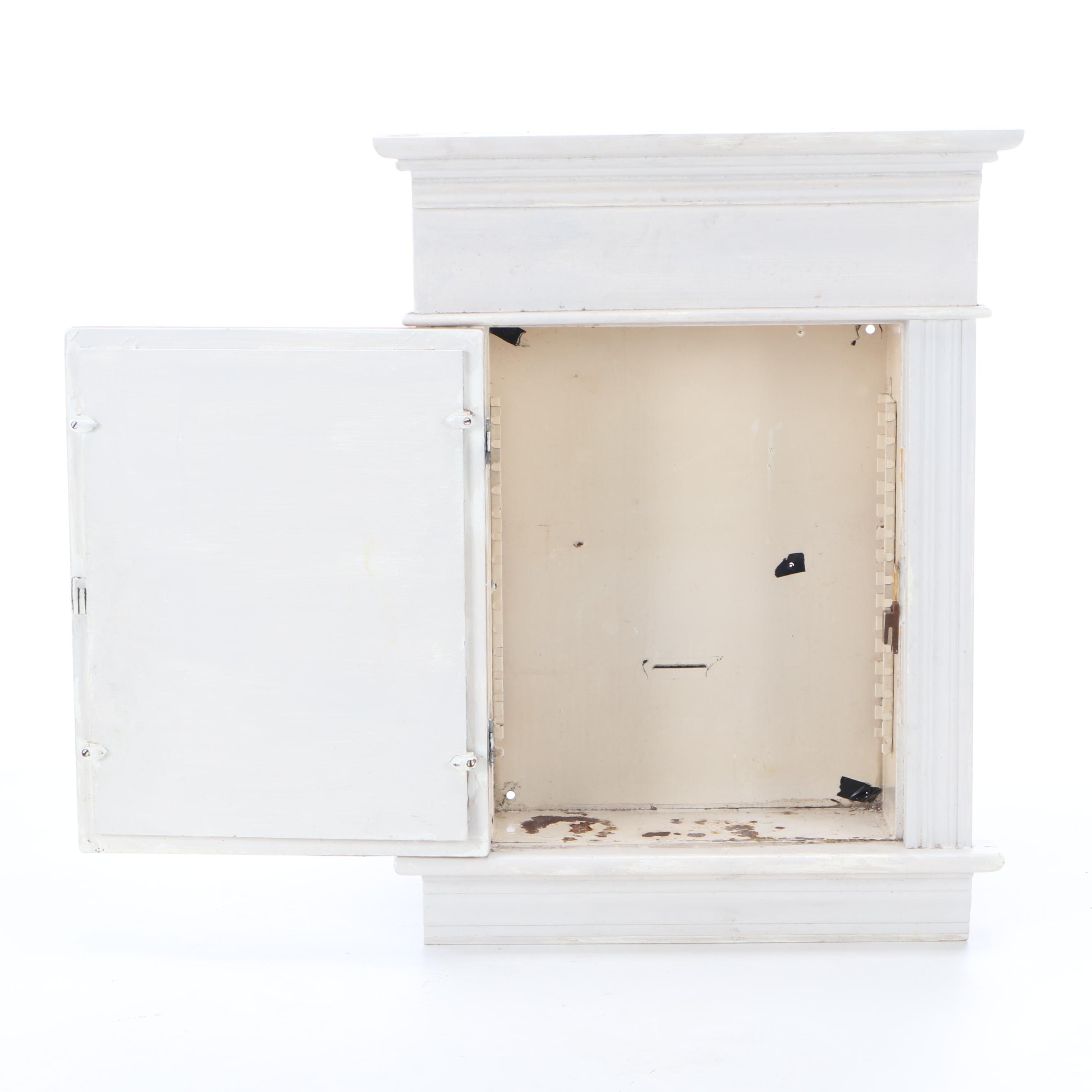 Wooden Frame Recessed Mount Medicine Cabinet