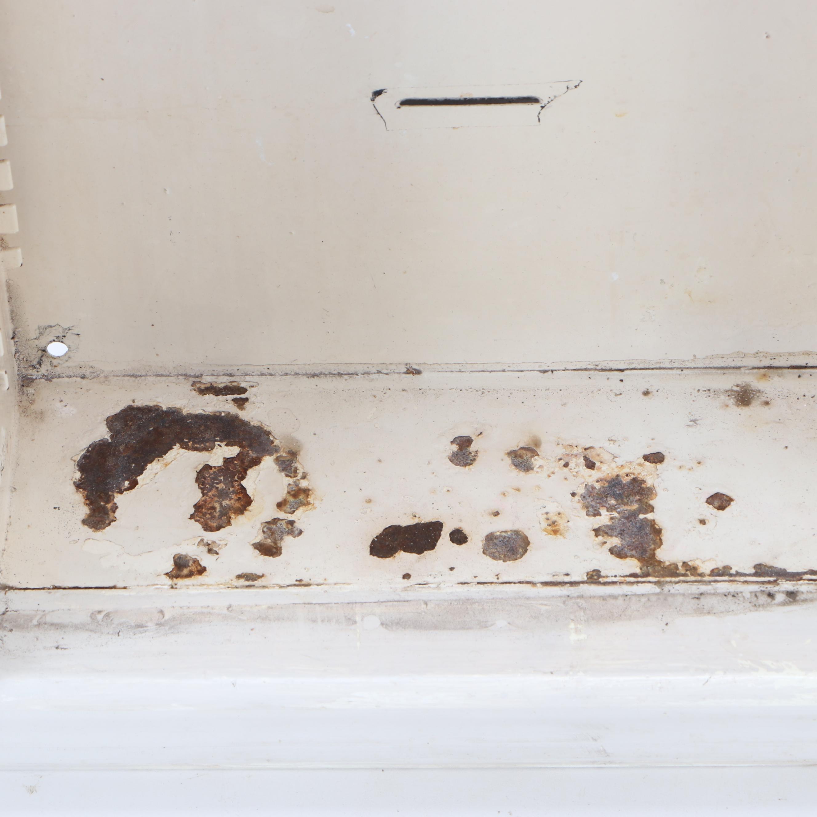 Wooden Frame Recessed Mount Medicine Cabinet