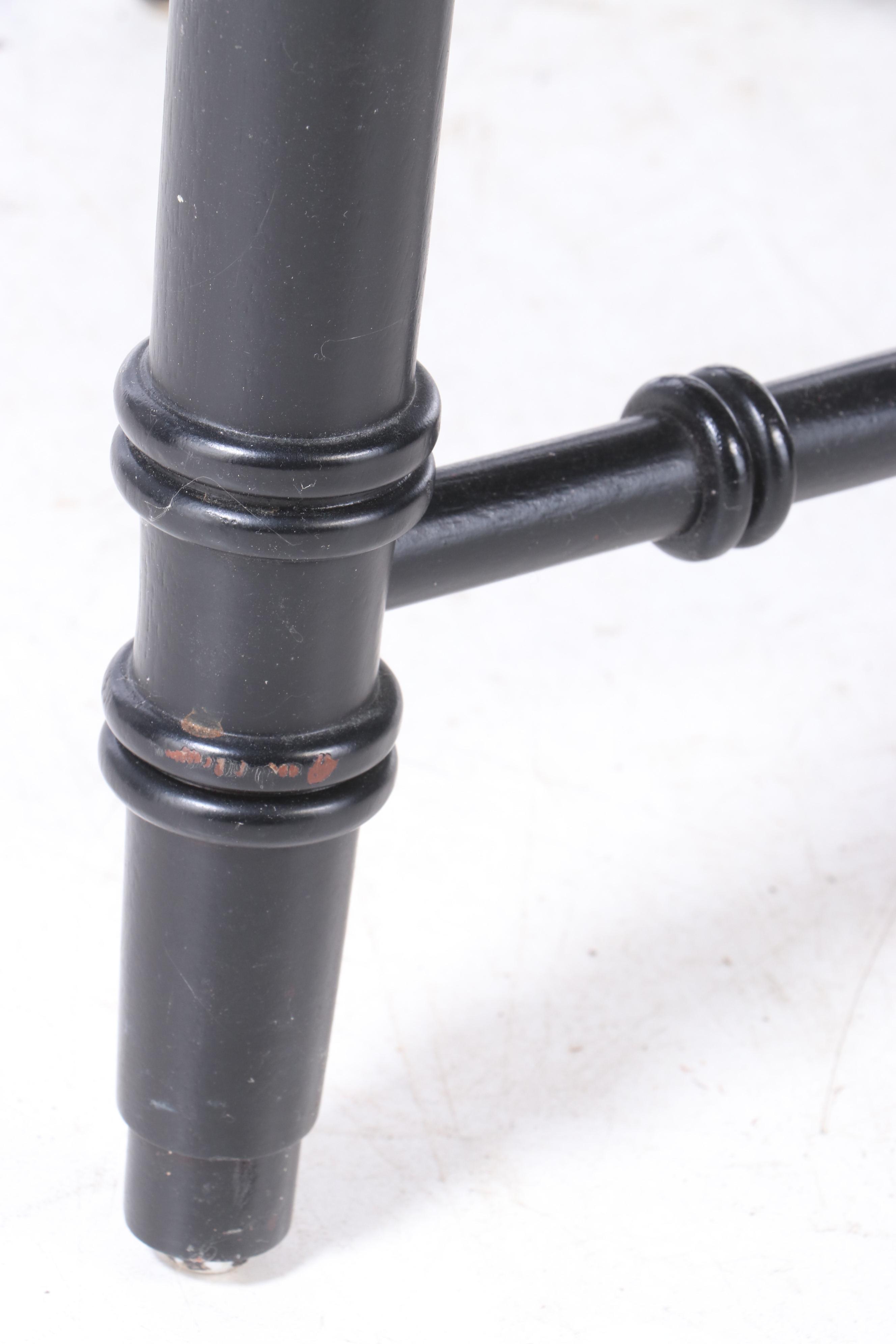 Victorian Hand-Painted Tole Tray Coffee Table with Painted Wooden Base