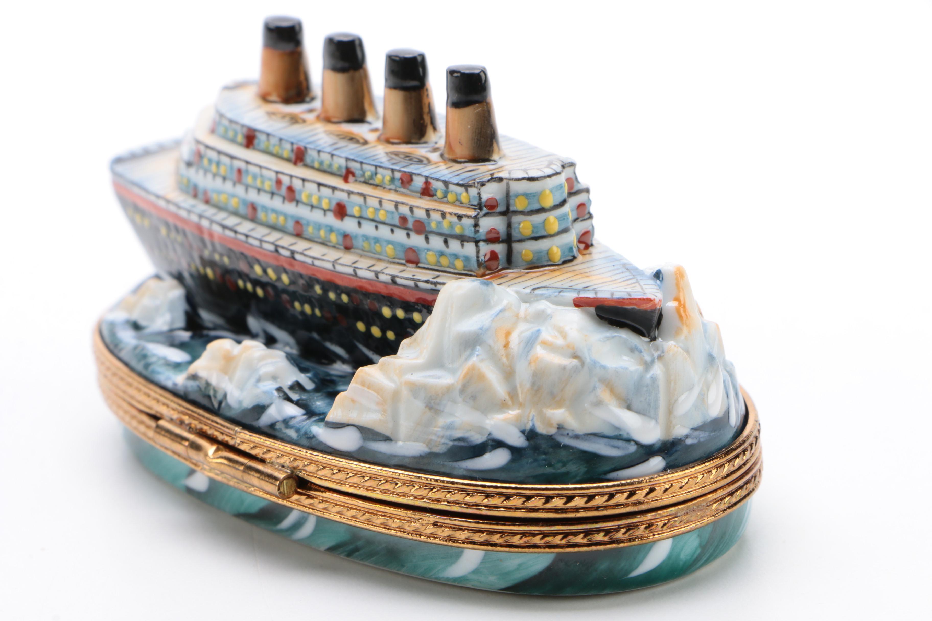 Limoges Limited Edition"Titanic Hitting Iceberg" Trinket Box, 393/750