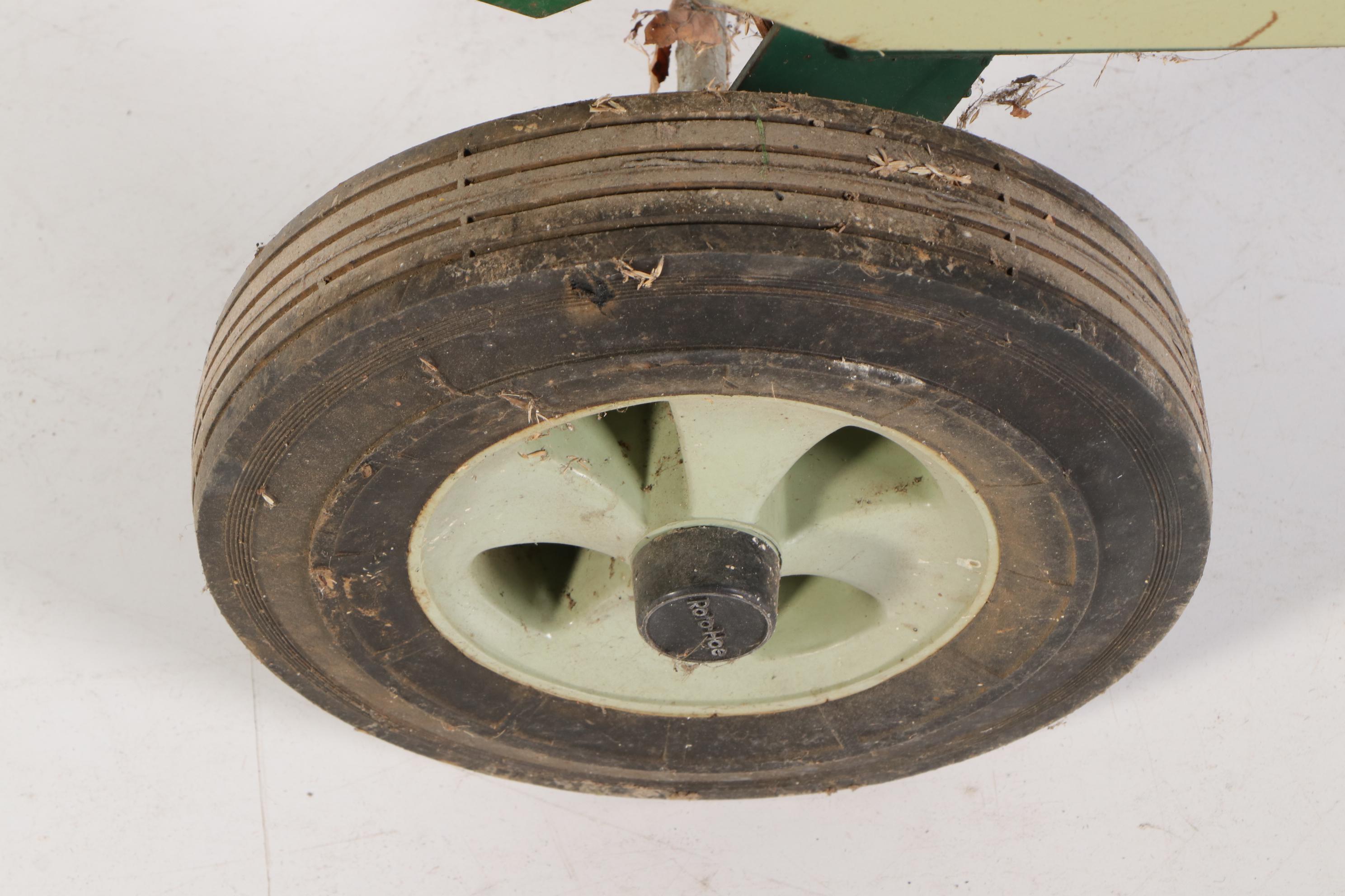 Roto-Hoe 500CP Cut'N Shred Gas Powered Wood Shredder/Chipper