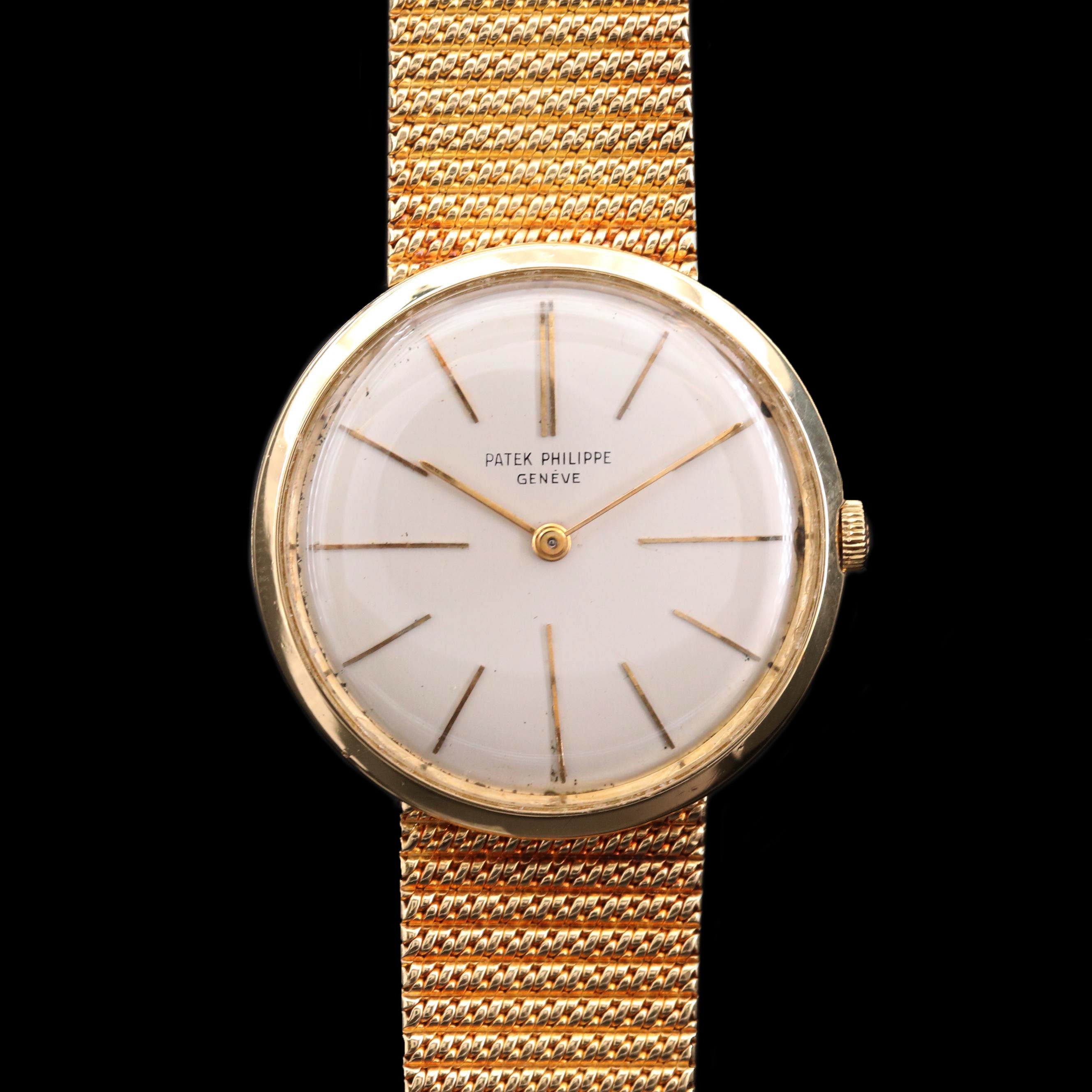 Vintage Patek Philippe Calatrava Ref. 2590 18K Gold Stem Wind Watch