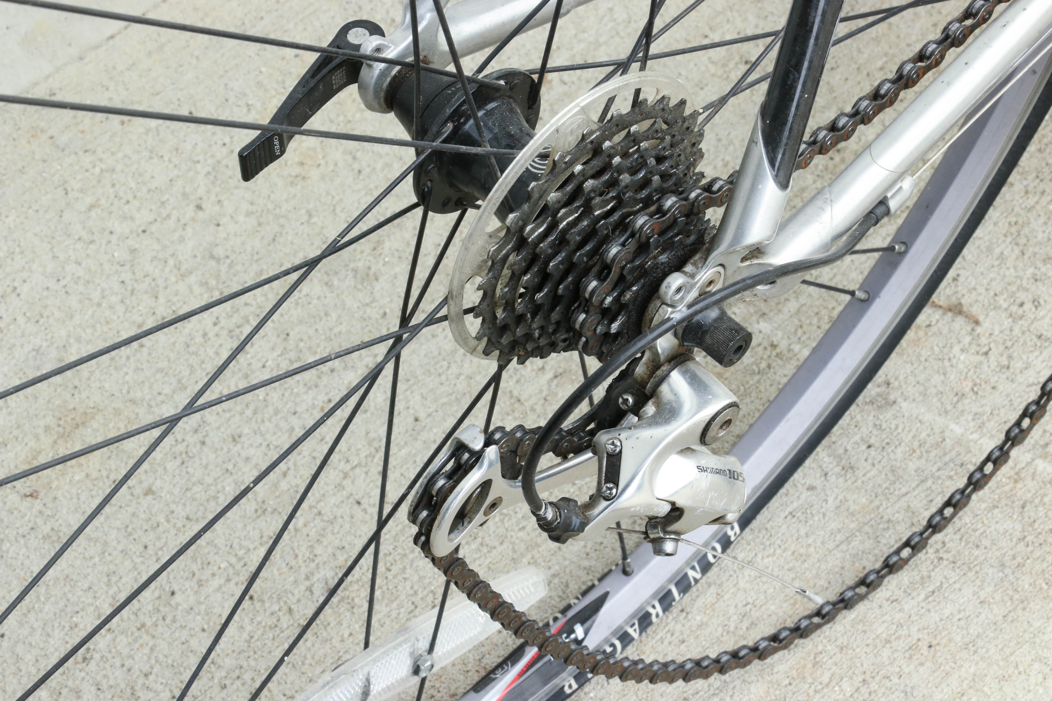 Trek Pilot 2.1 Men's Road Bicycle