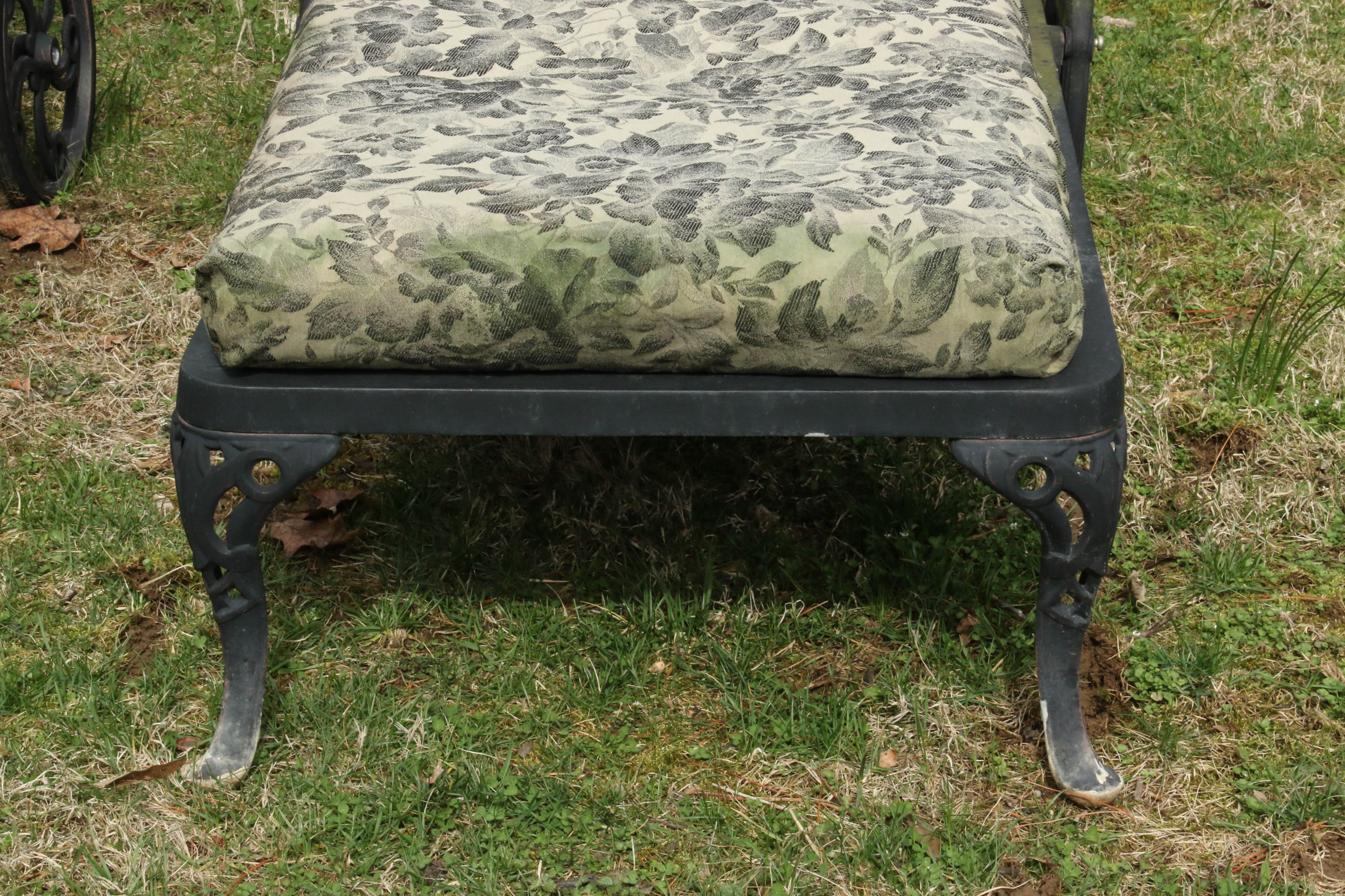 Meadowcraft Style Wrought Iron Outdoor Lounge Chairs