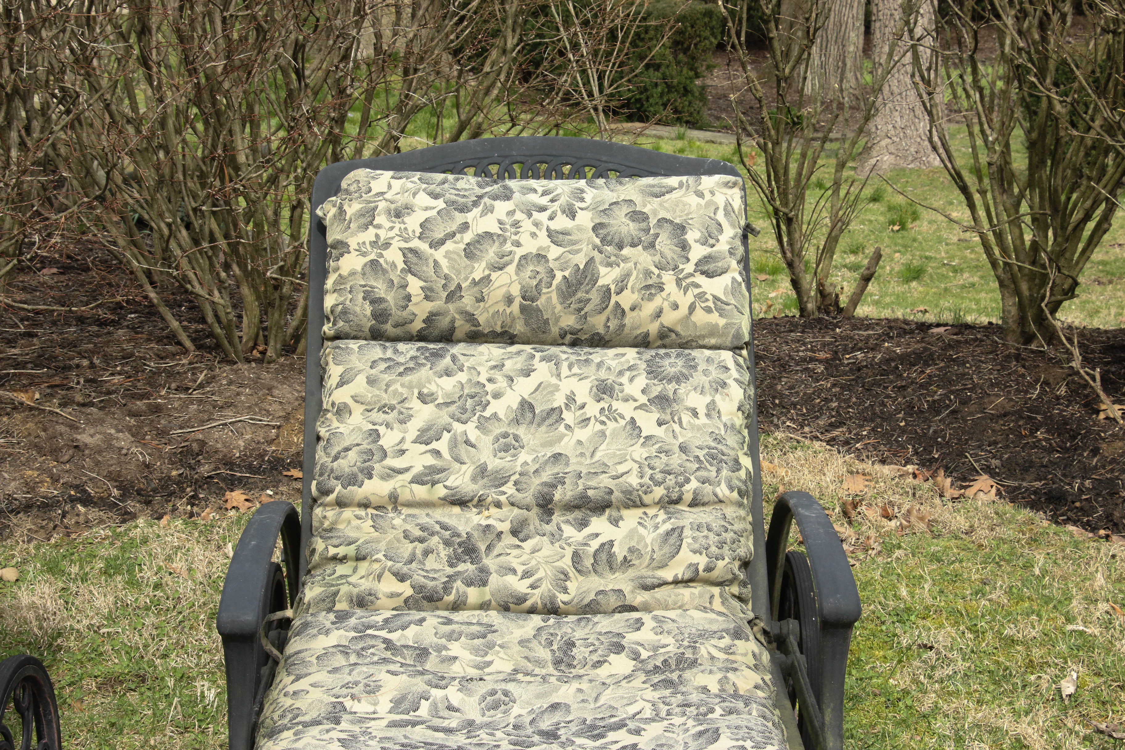 Meadowcraft Style Wrought Iron Outdoor Lounge Chairs