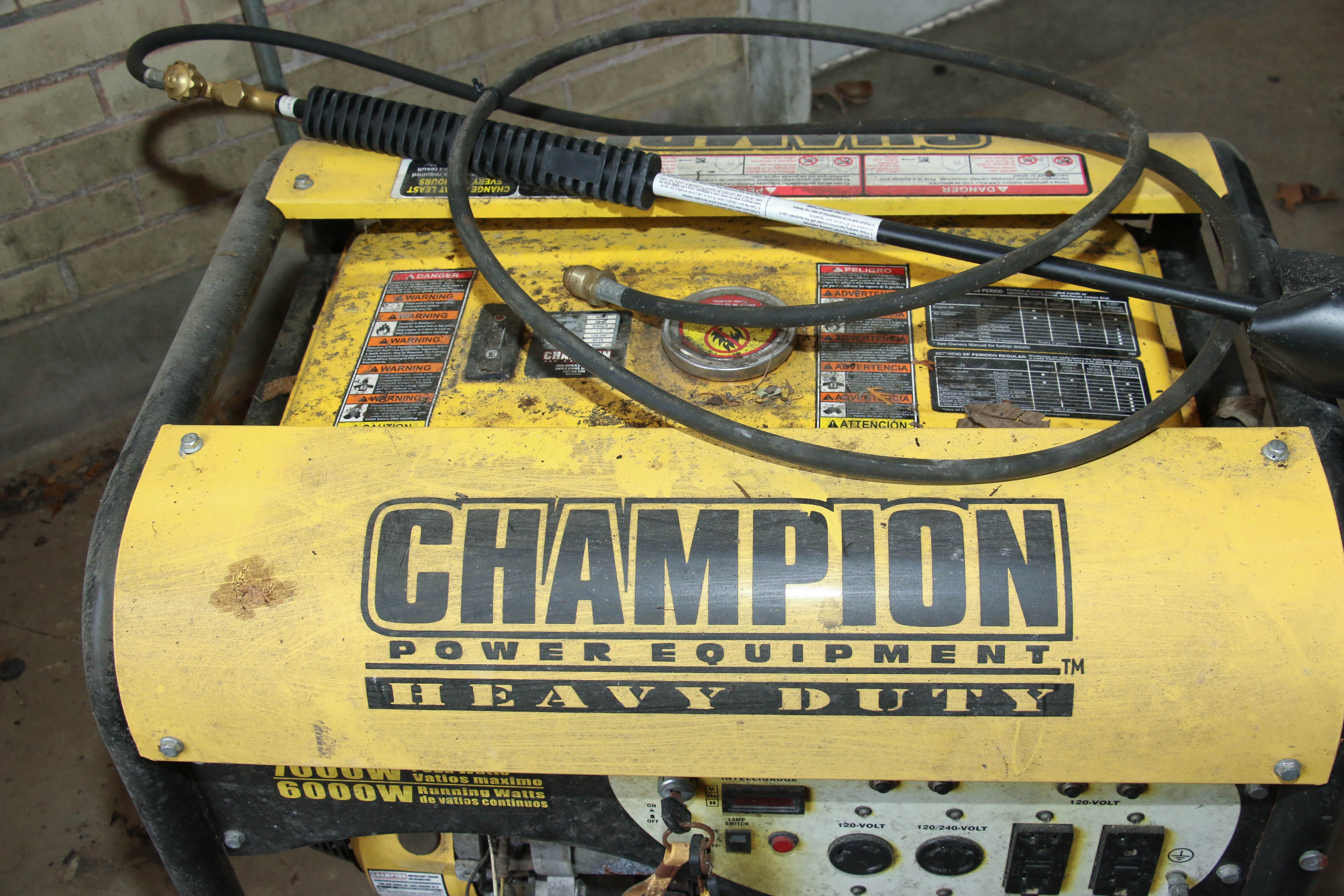 Champion 6000 Gas-Powered Portable Generator