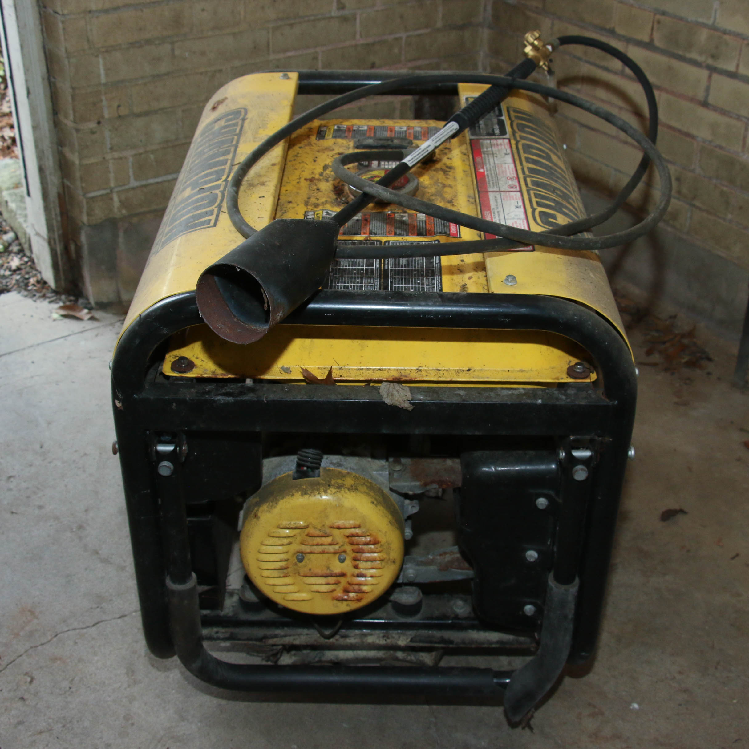 Champion 6000 Gas-Powered Portable Generator