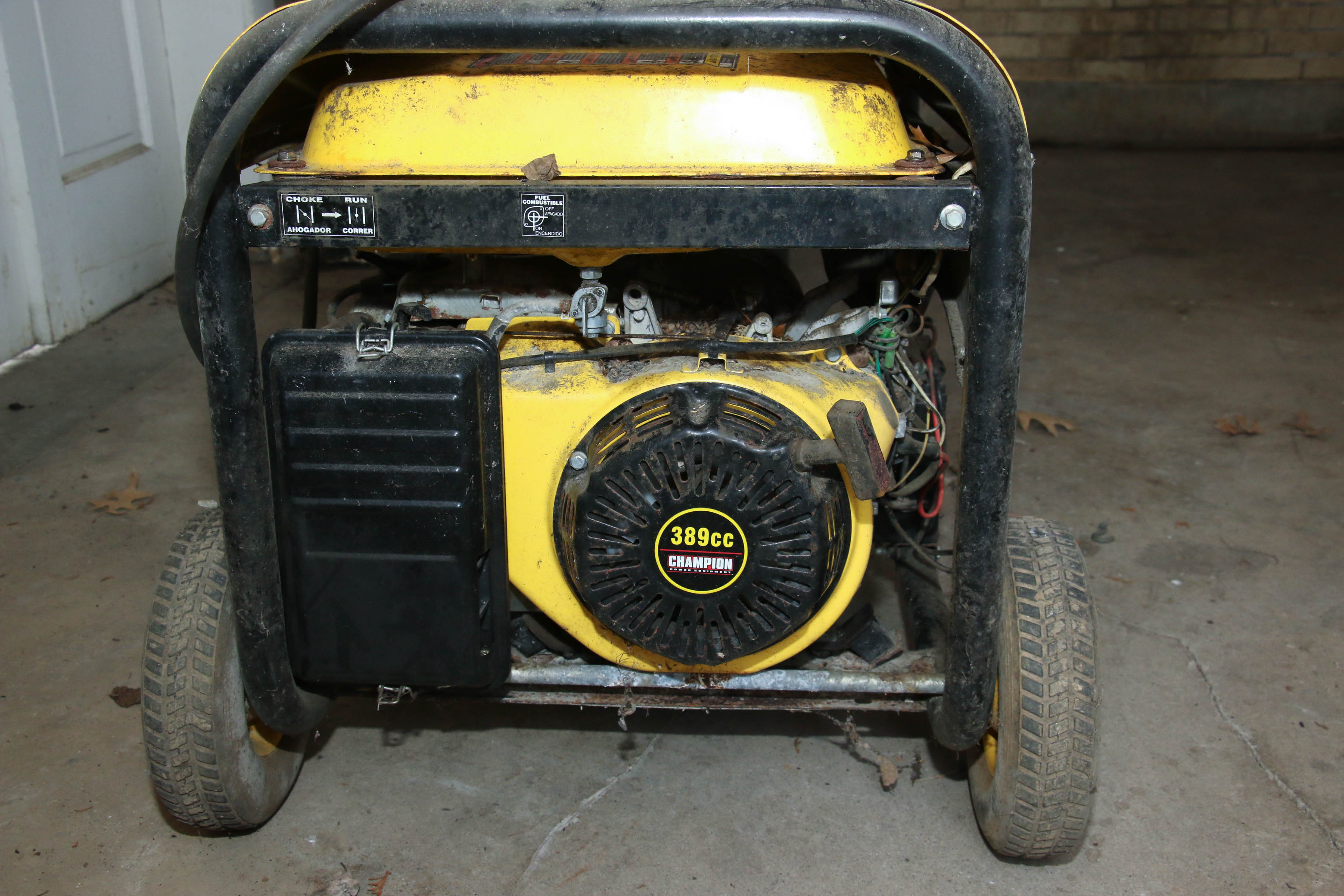 Champion 6000 Gas-Powered Portable Generator