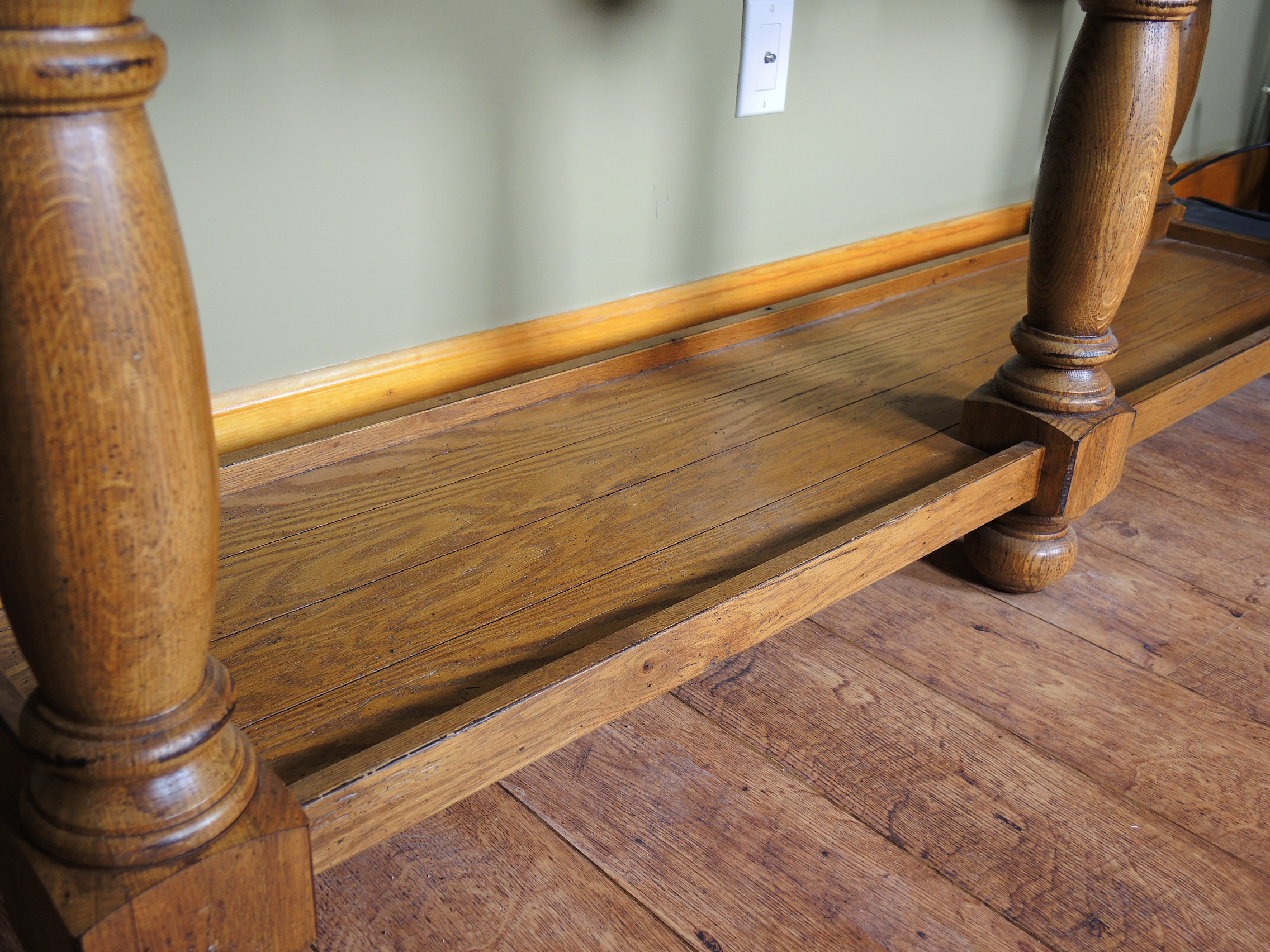 Broyhill "Attic Heirlooms" Oak Sideboard