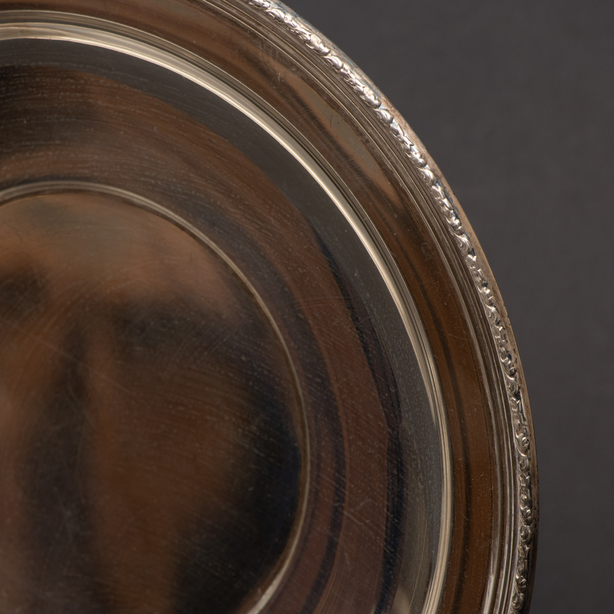 Lunt Sterling Silver "William & Mary"  Plates, Early to Mid 20th Century