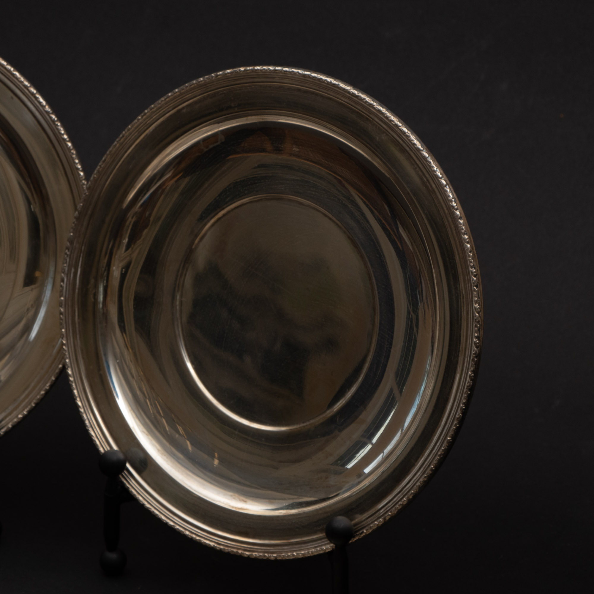 Lunt Sterling Silver "William & Mary"  Plates, Early to Mid 20th Century