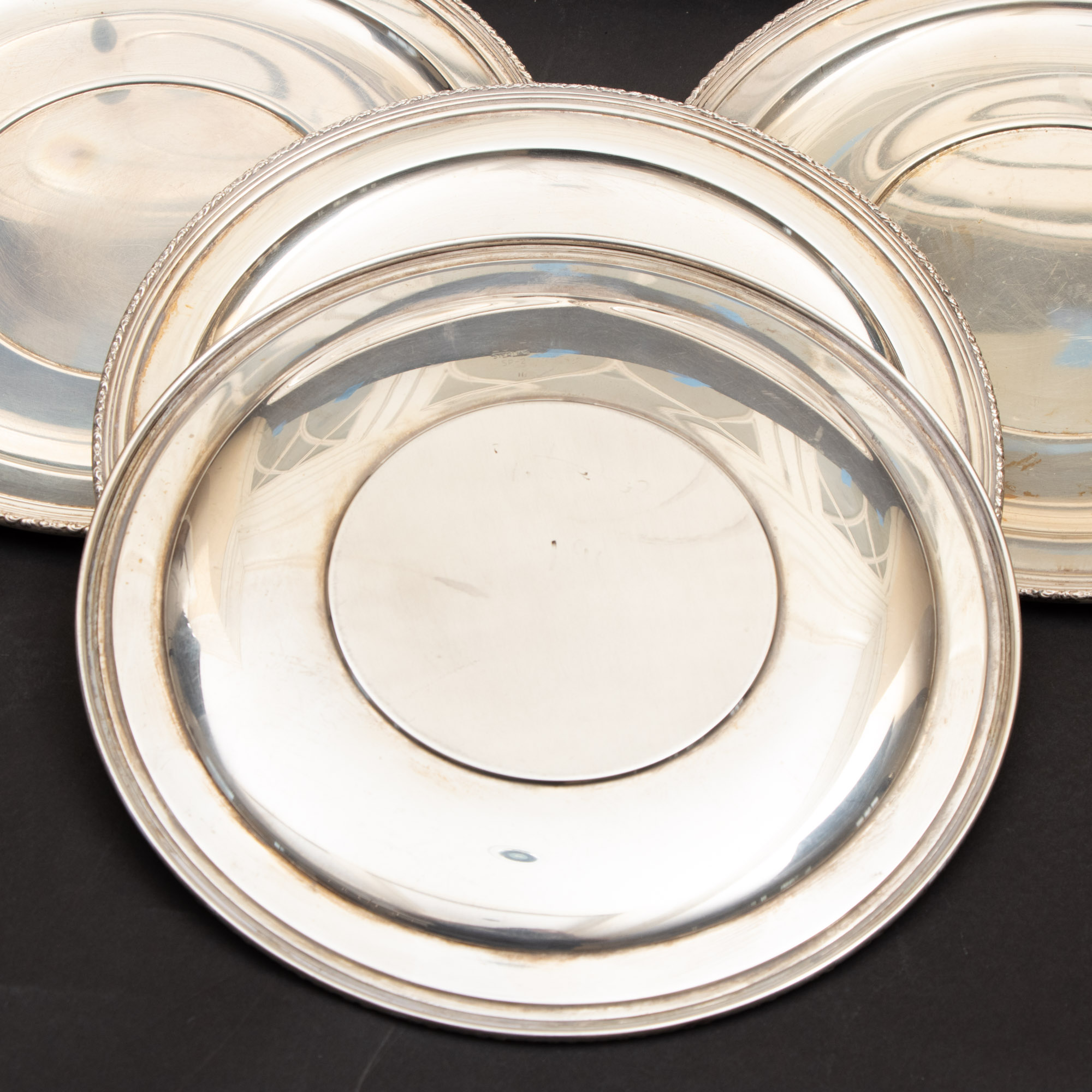 Lunt Sterling Silver "William & Mary"  Plates, Early to Mid 20th Century