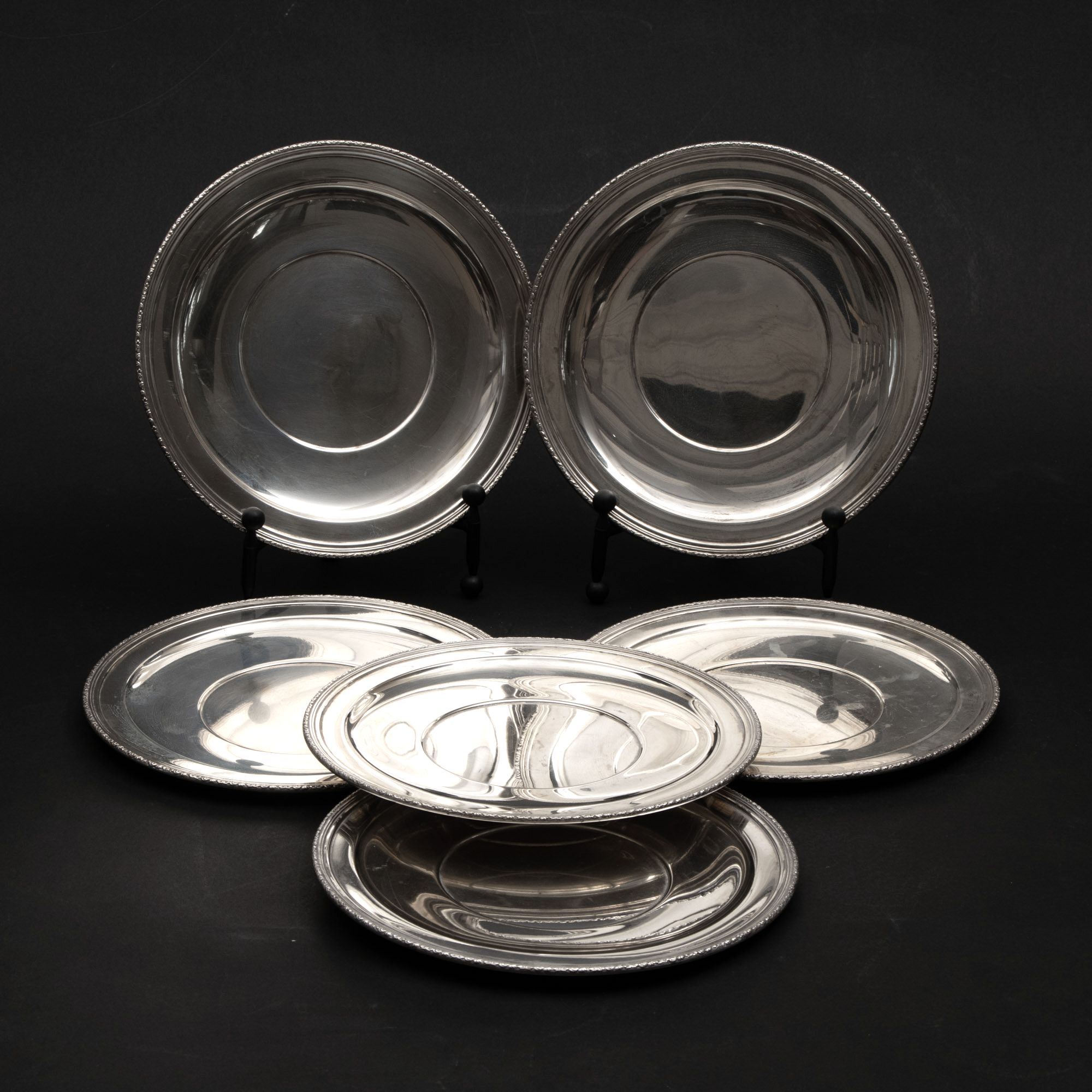 Lunt Sterling Silver "William & Mary"  Plates, Early to Mid 20th Century