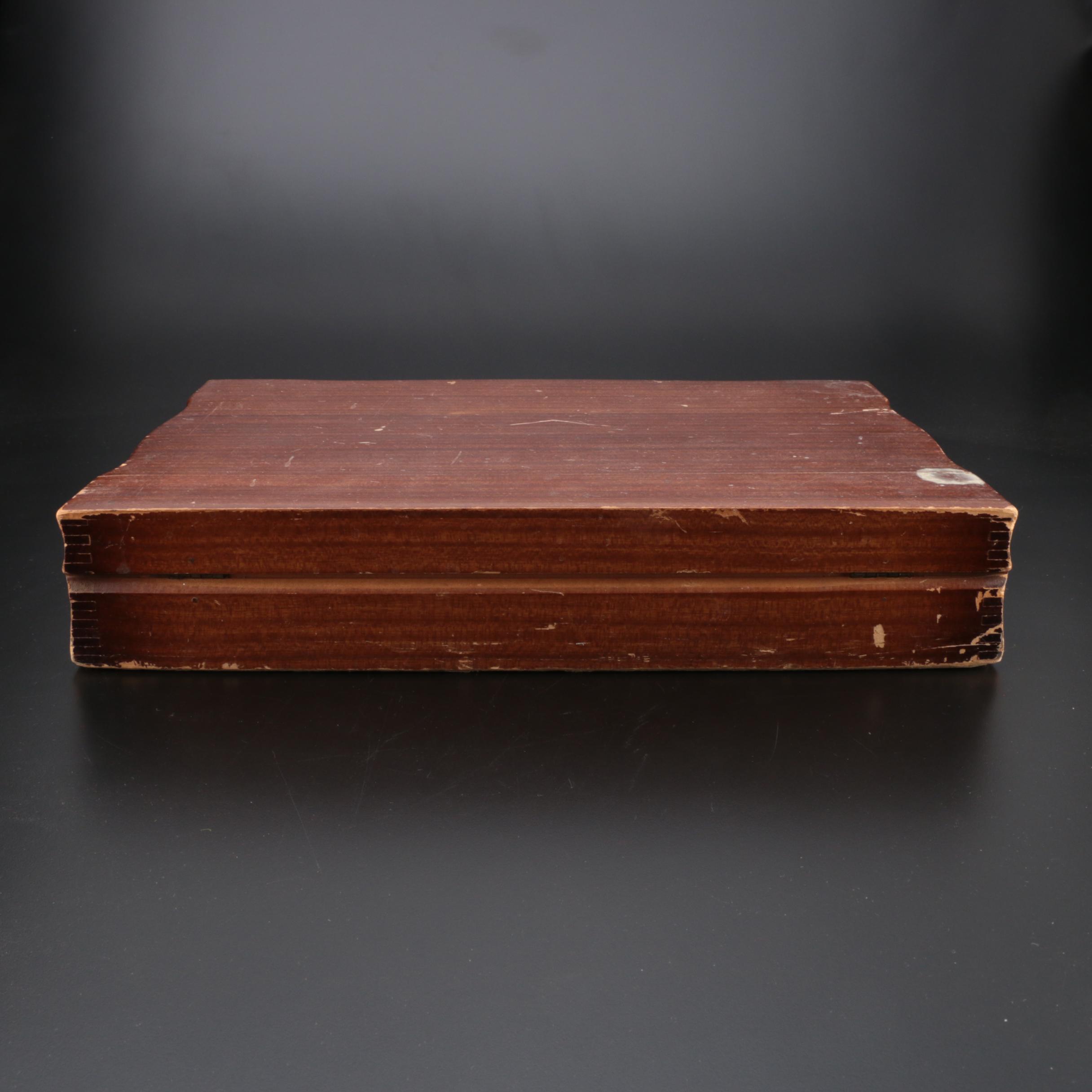 Gorham "English Gadroon" Sterling Silver Flatware Set, Mid to Late 20th Century