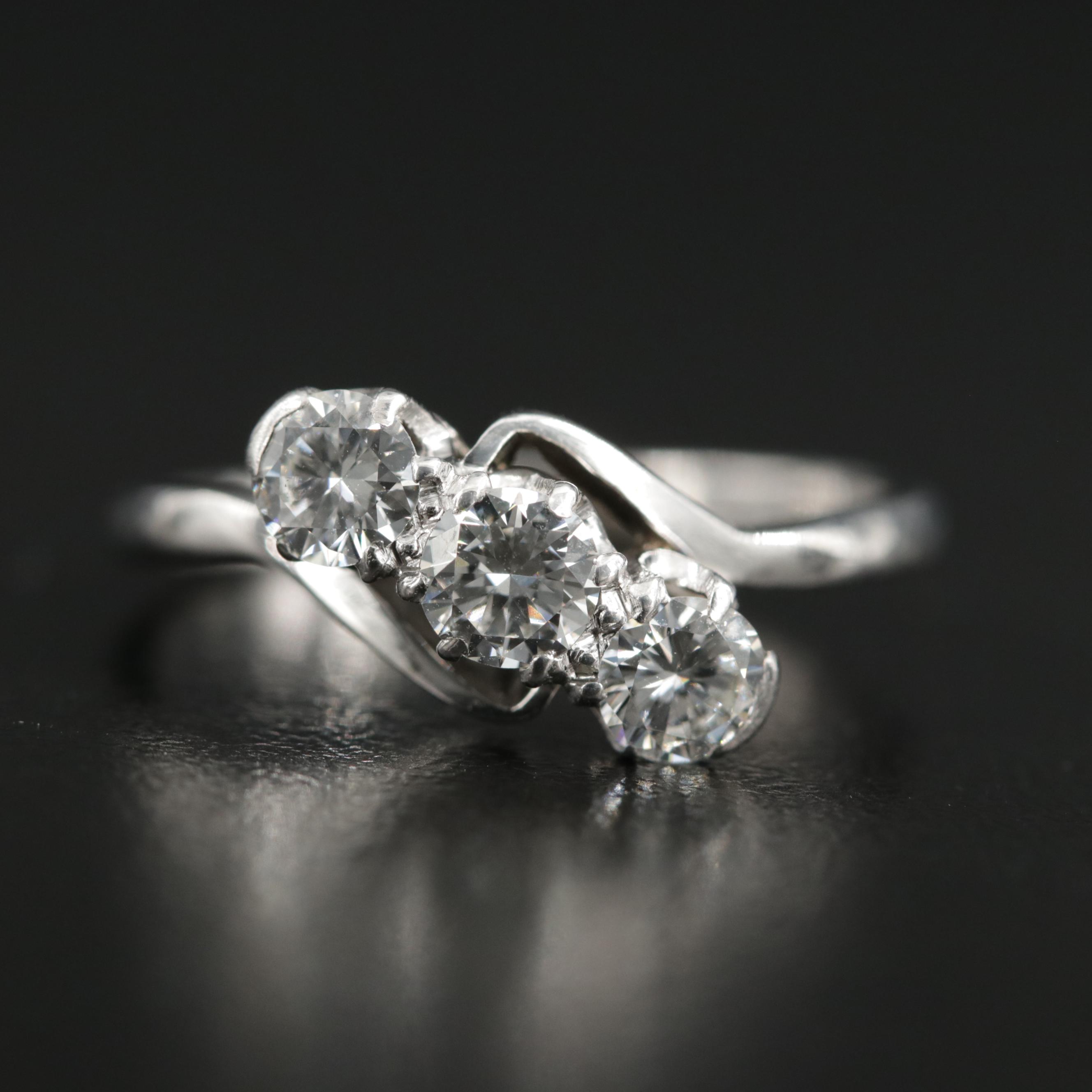 18K White Gold Diamond Ring