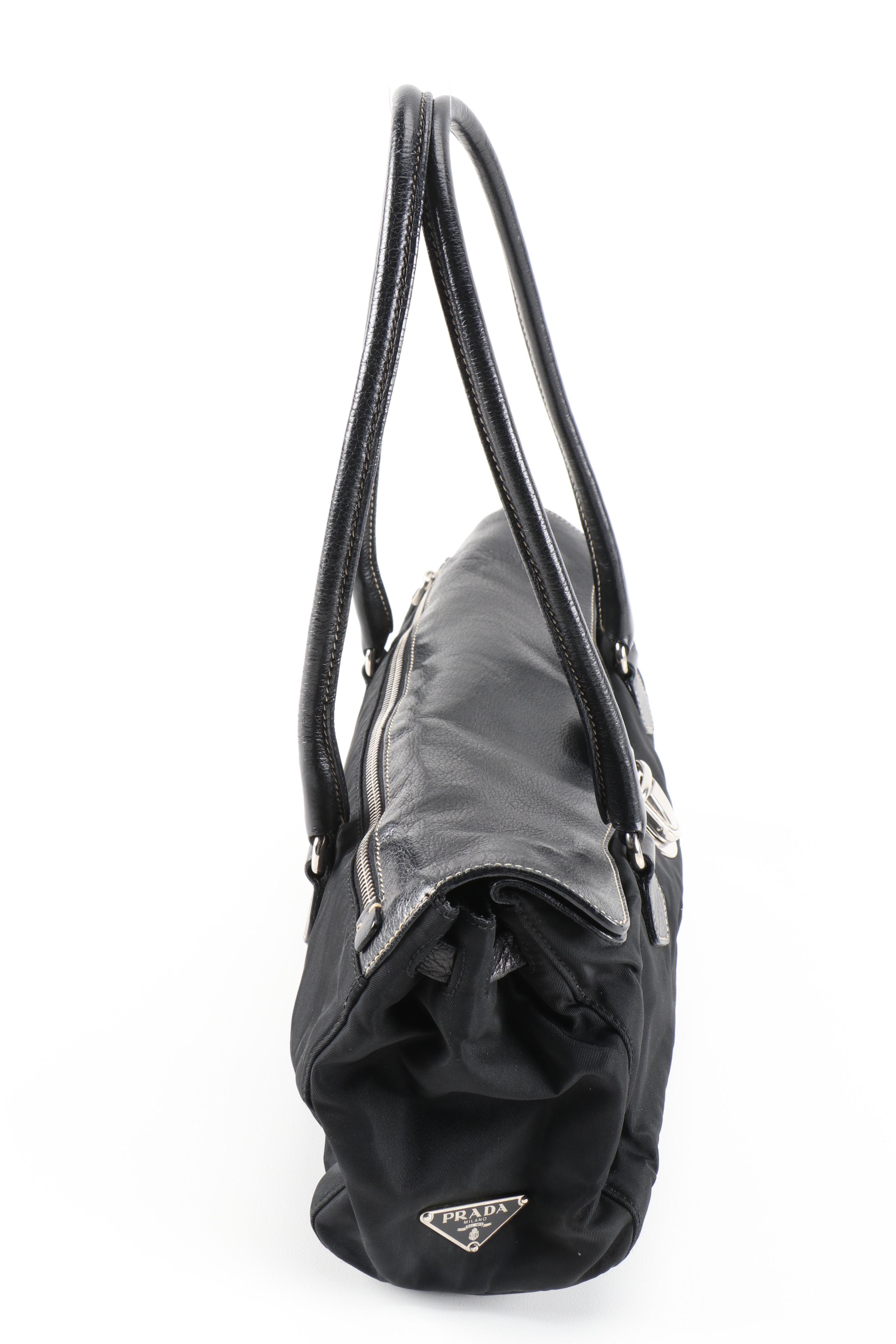 Prada Double Flap Shoulder Bag in Nero Tessuto Nylon and Grained Leather