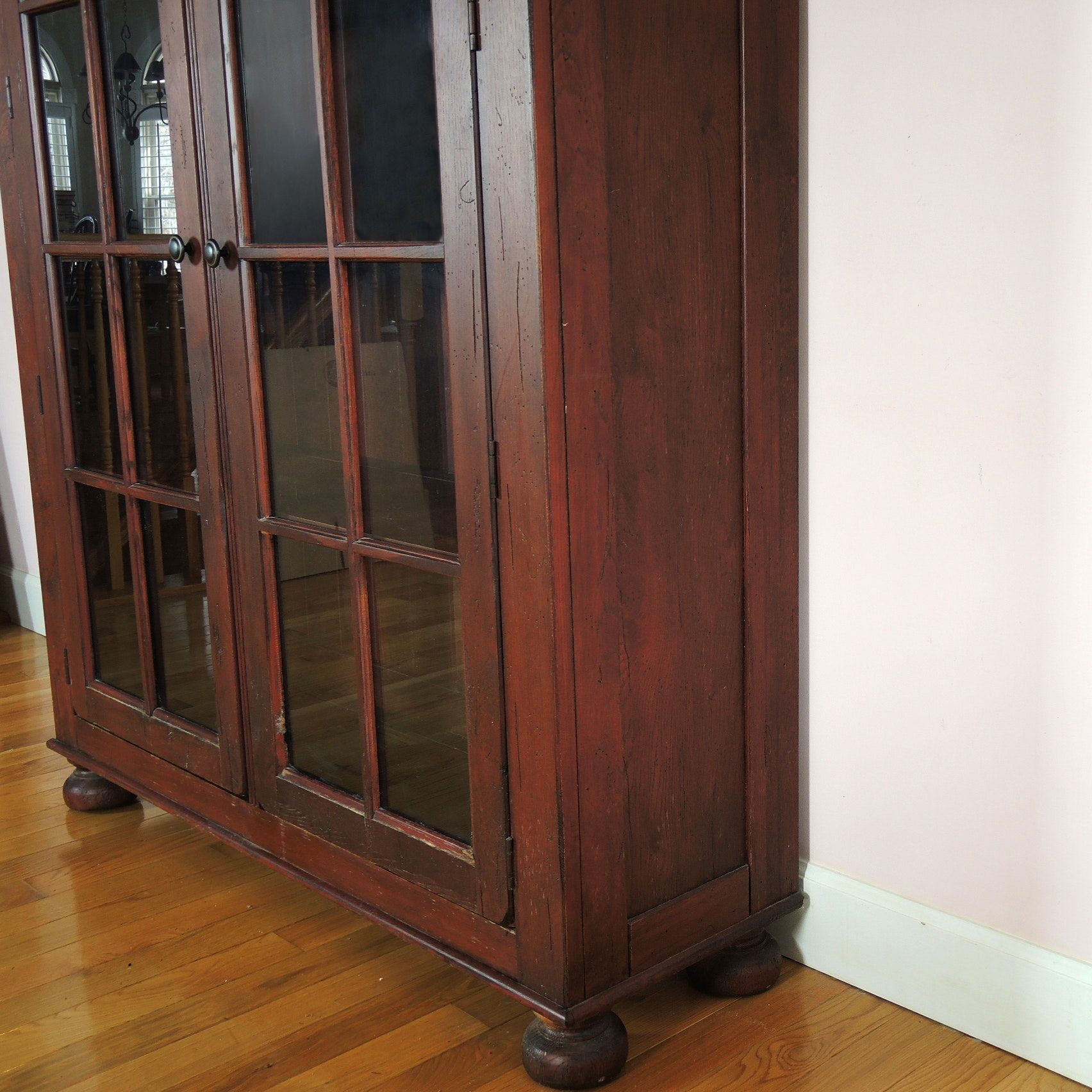 Broyhill "Attic Heirlooms" China Cabinet in Rustic Oak Finish