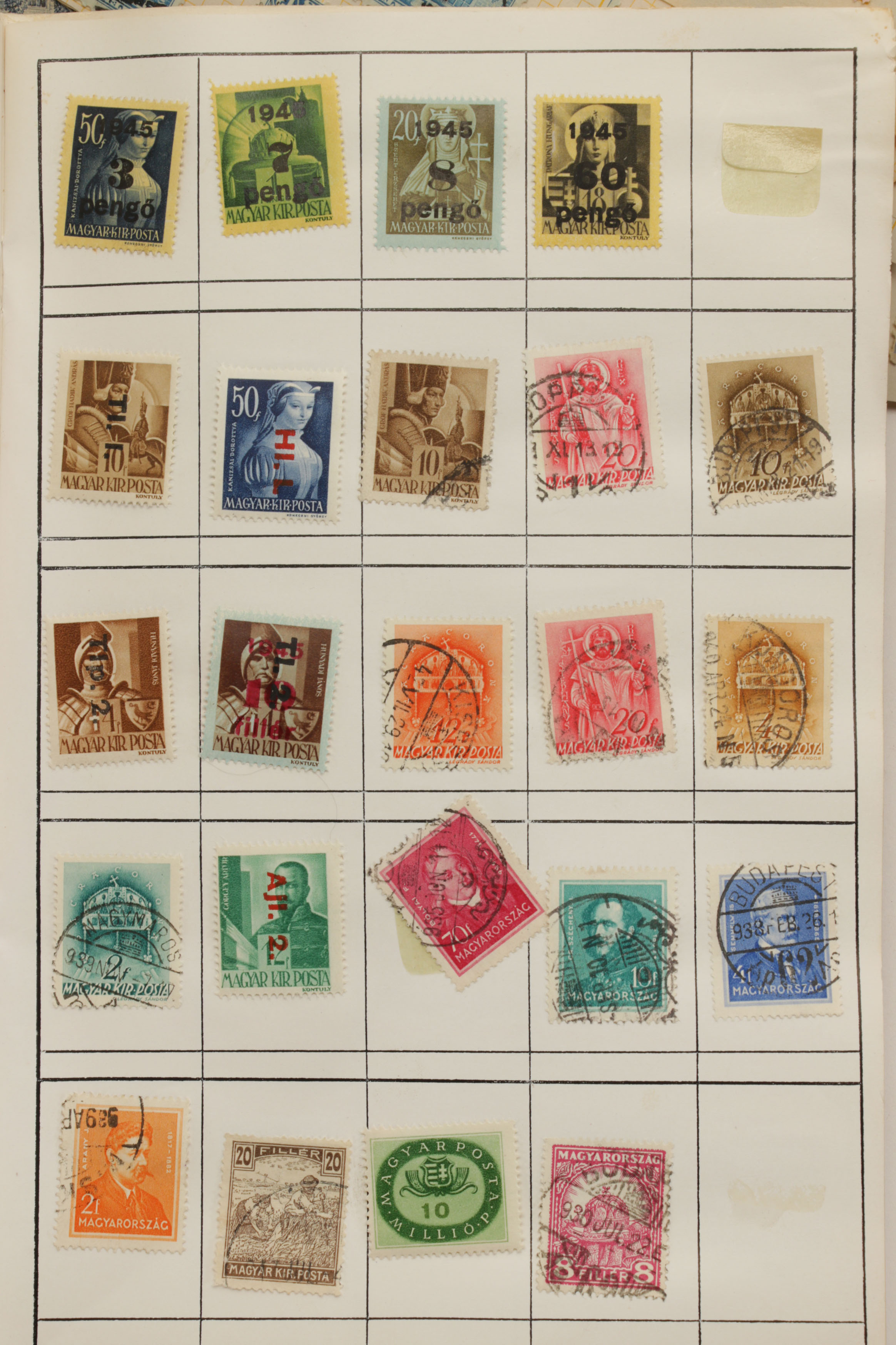 Hundreds of Vintage U.S. and Foreign Postage Stamps