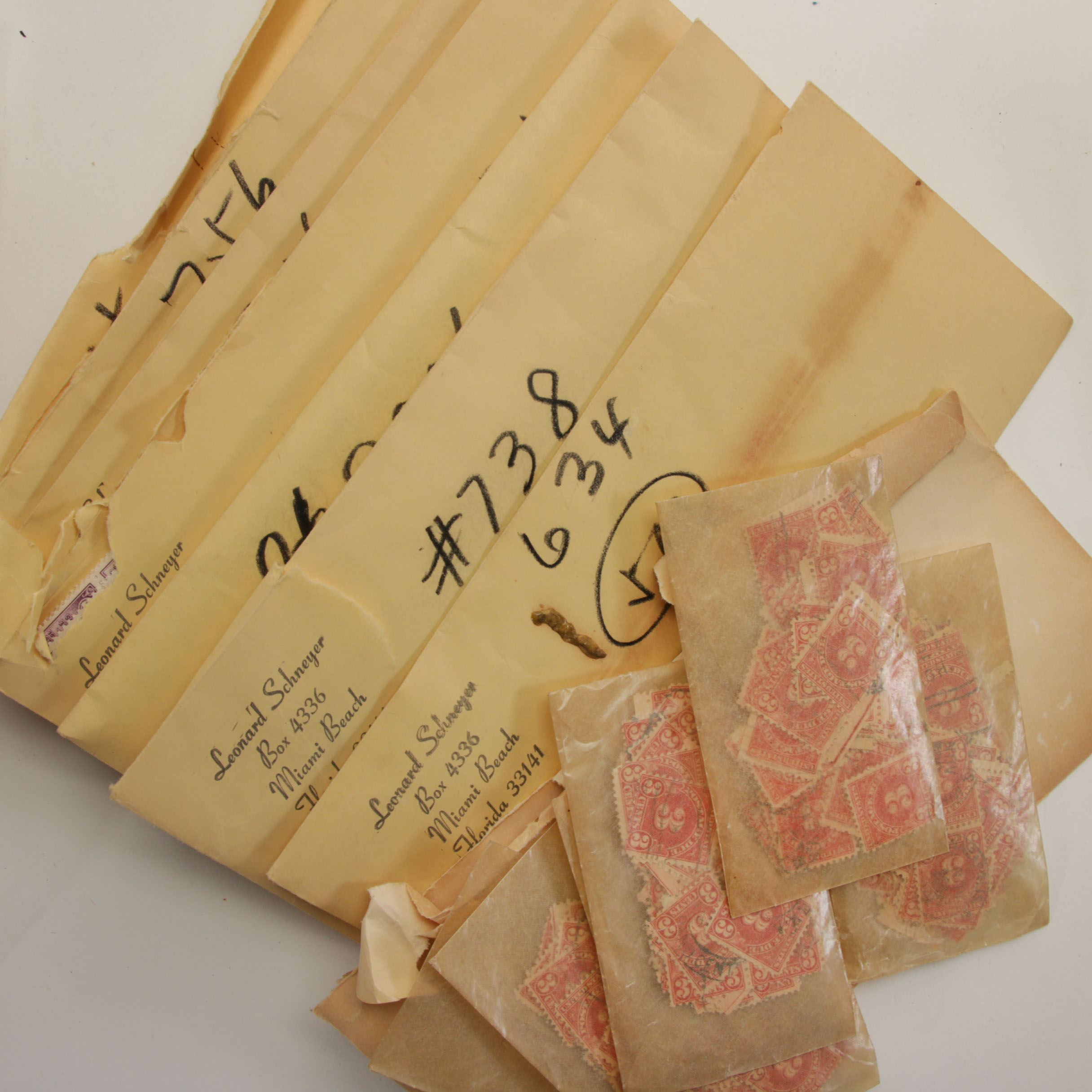 Hundreds of Vintage U.S. and Foreign Postage Stamps