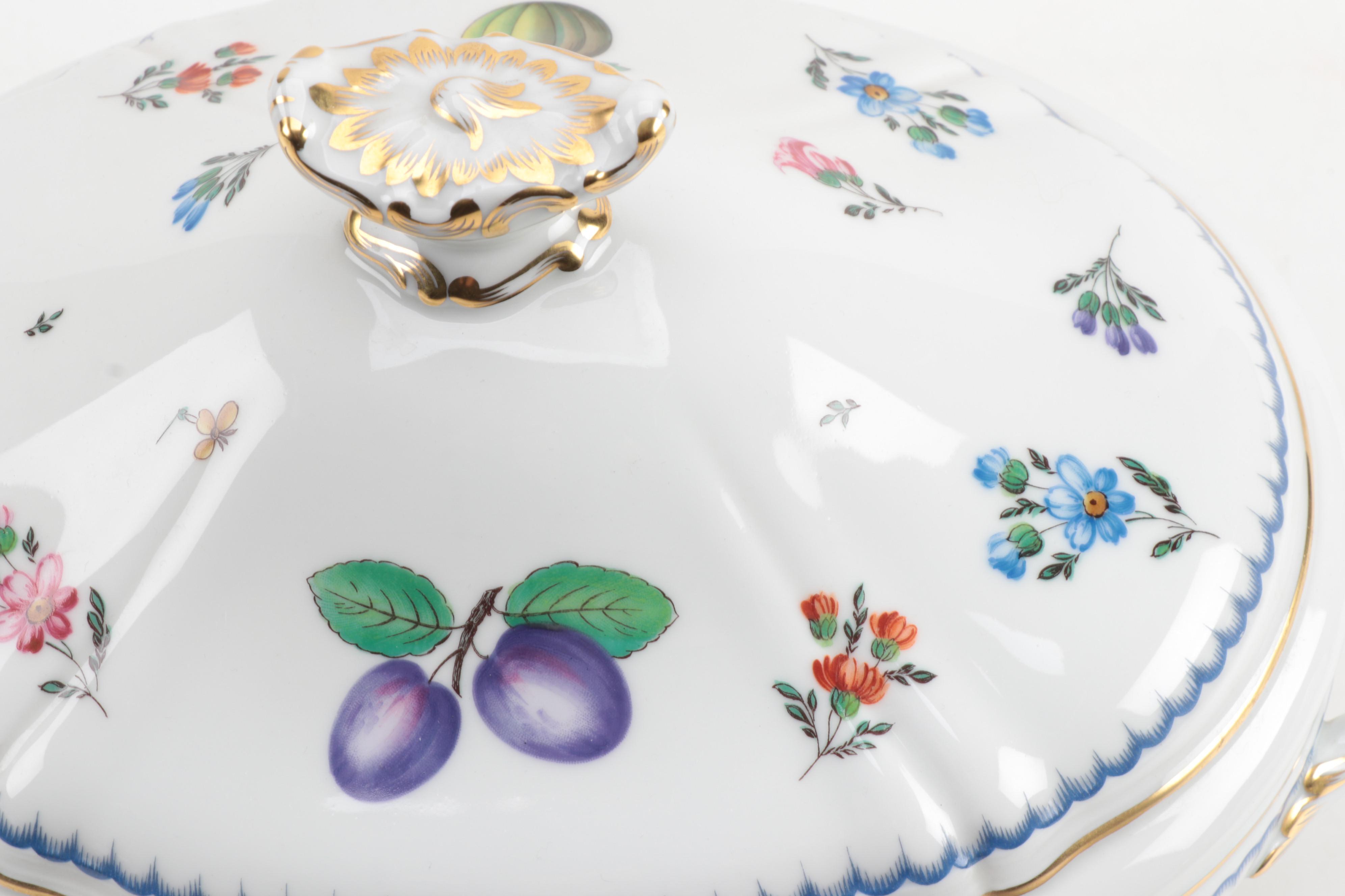 Richard Ginori "Perugia" and "Italian Fruits" Porcelain Tureen and Tea Ware
