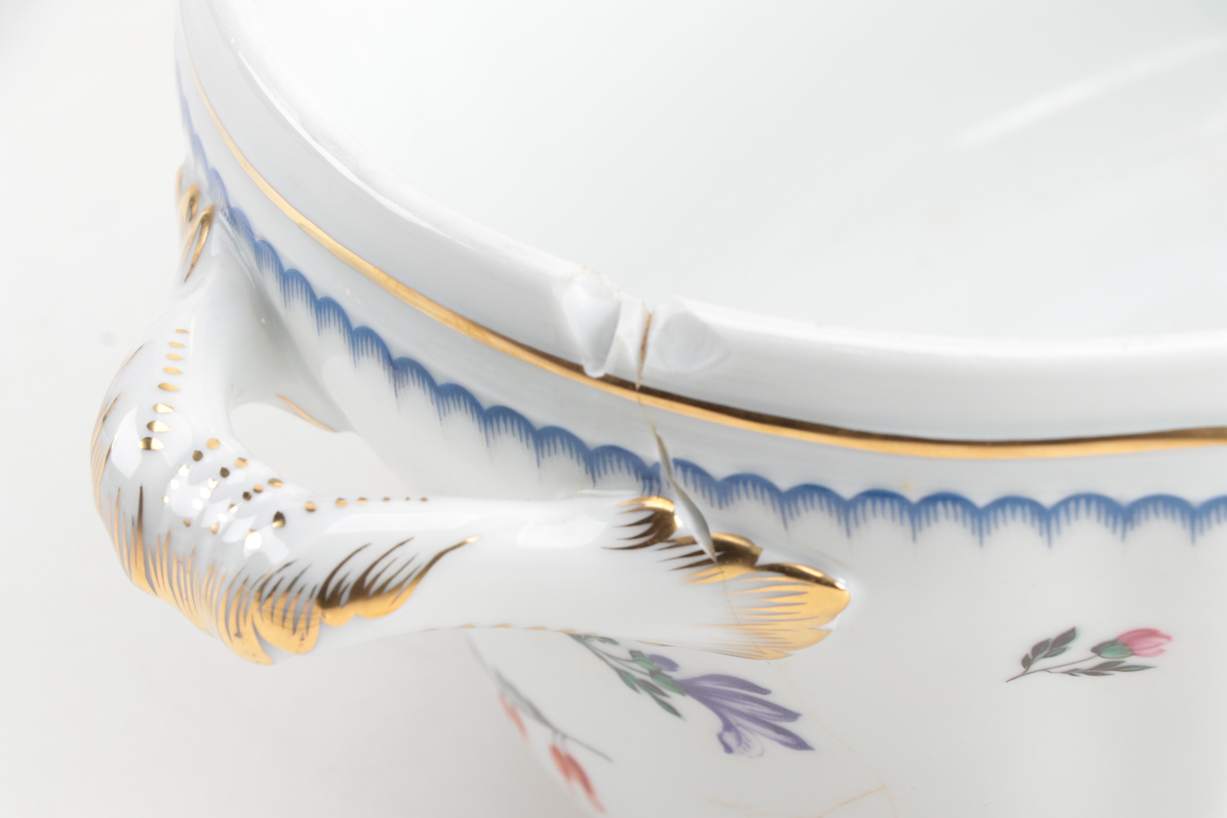 Richard Ginori "Perugia" and "Italian Fruits" Porcelain Tureen and Tea Ware