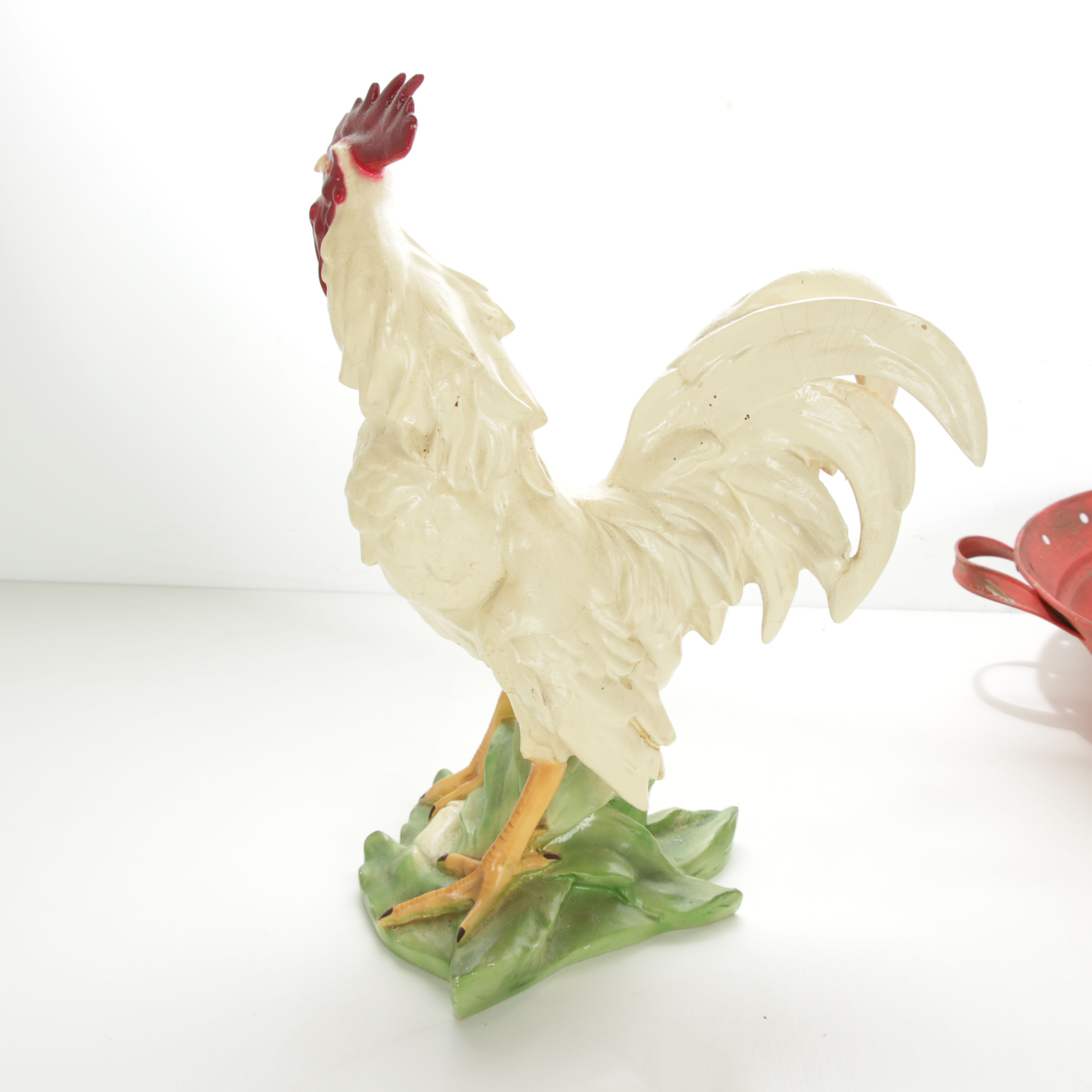 Resin Rooster and Other Country Kitchen Décor