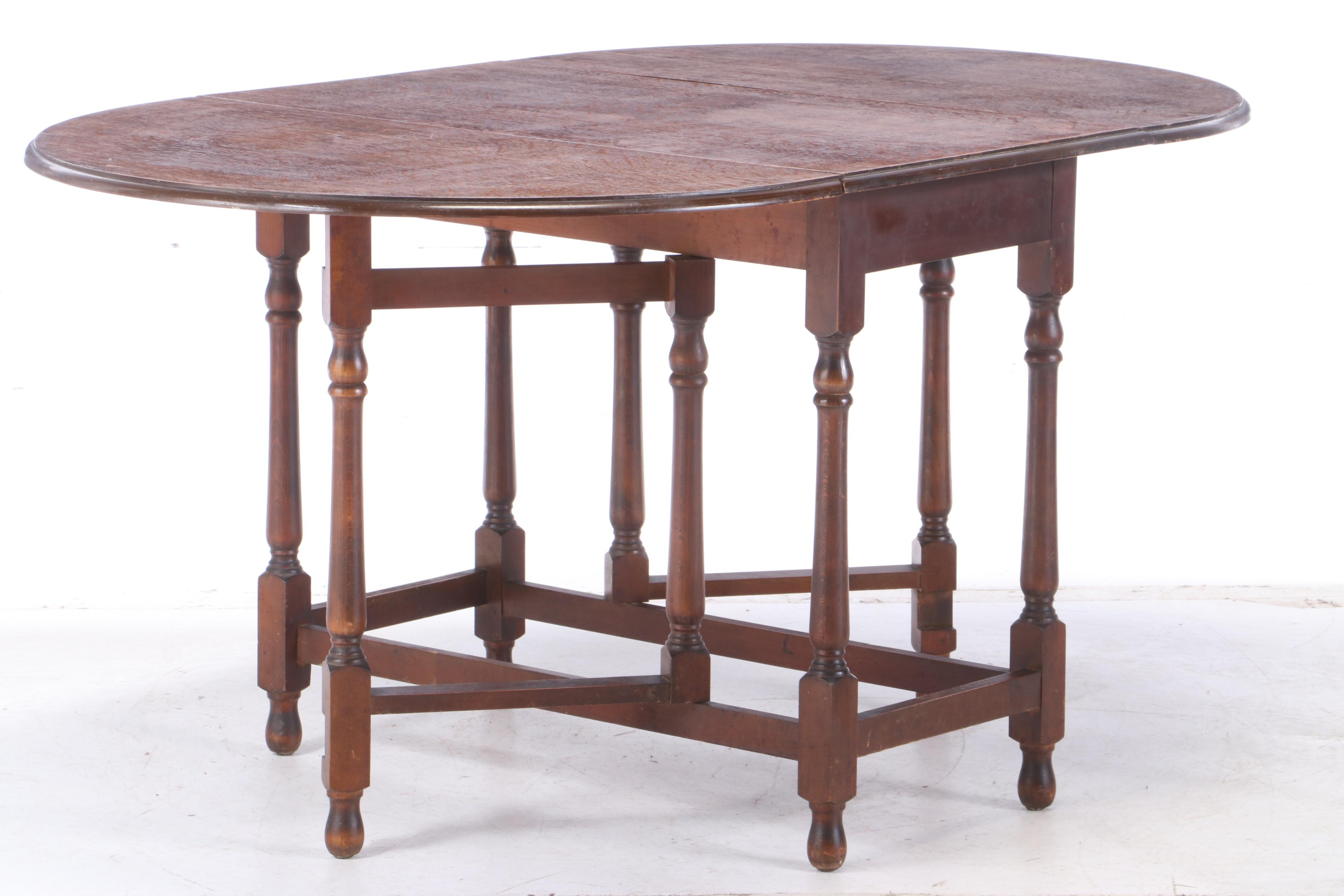 C.W.S. Ltd. William and Mary Style Oak-Top Gateleg Table