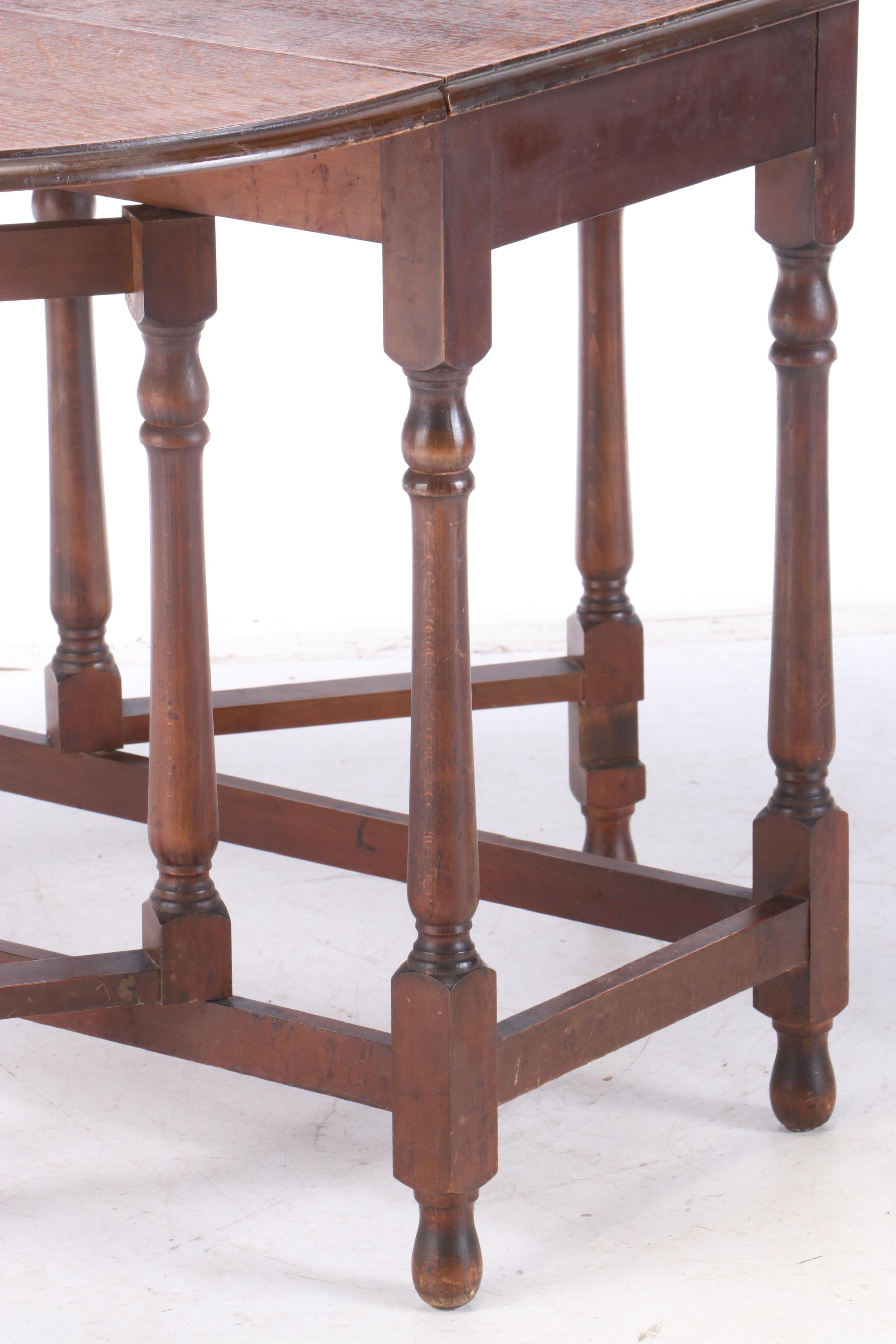 C.W.S. Ltd. William and Mary Style Oak-Top Gateleg Table
