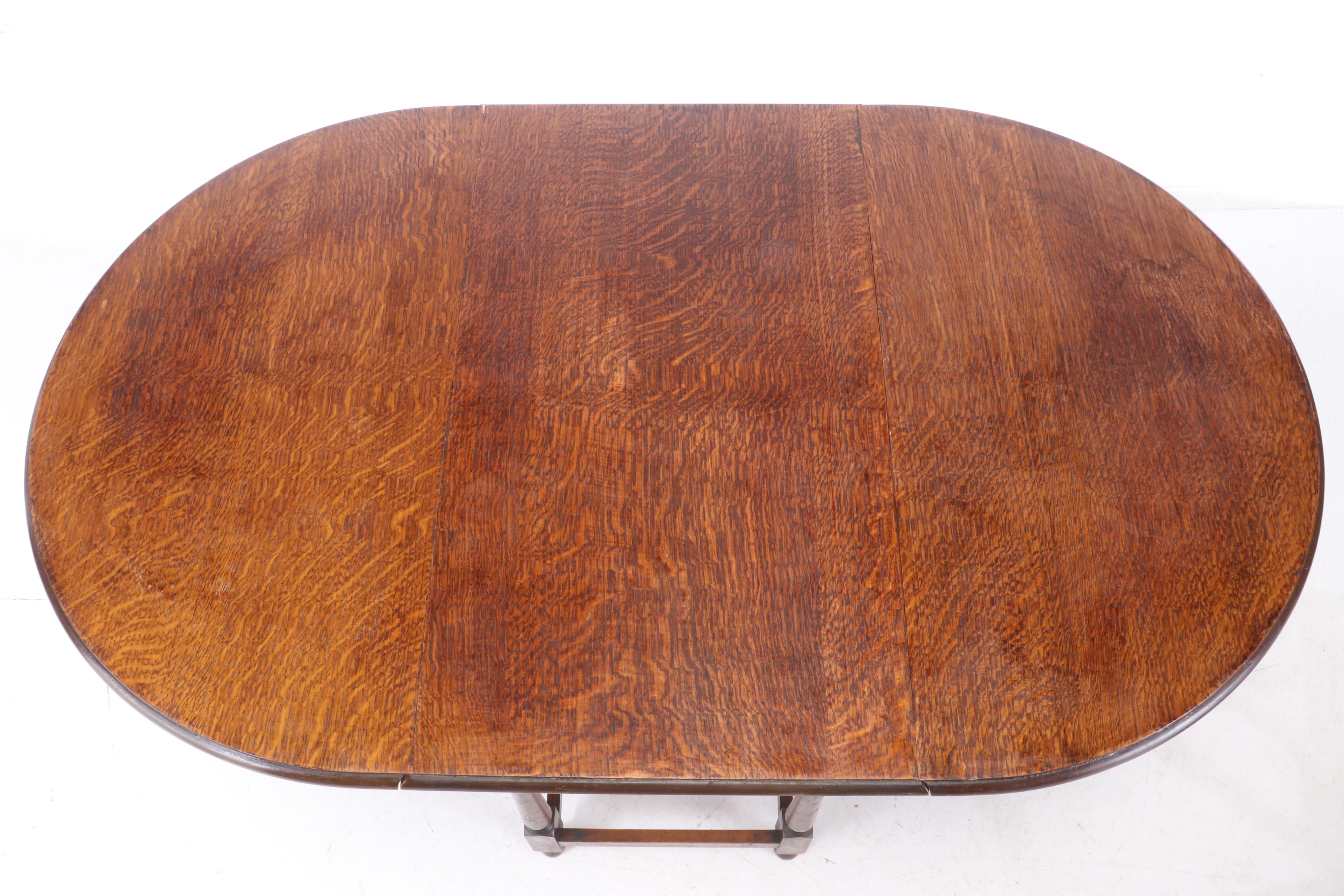 C.W.S. Ltd. William and Mary Style Oak-Top Gateleg Table