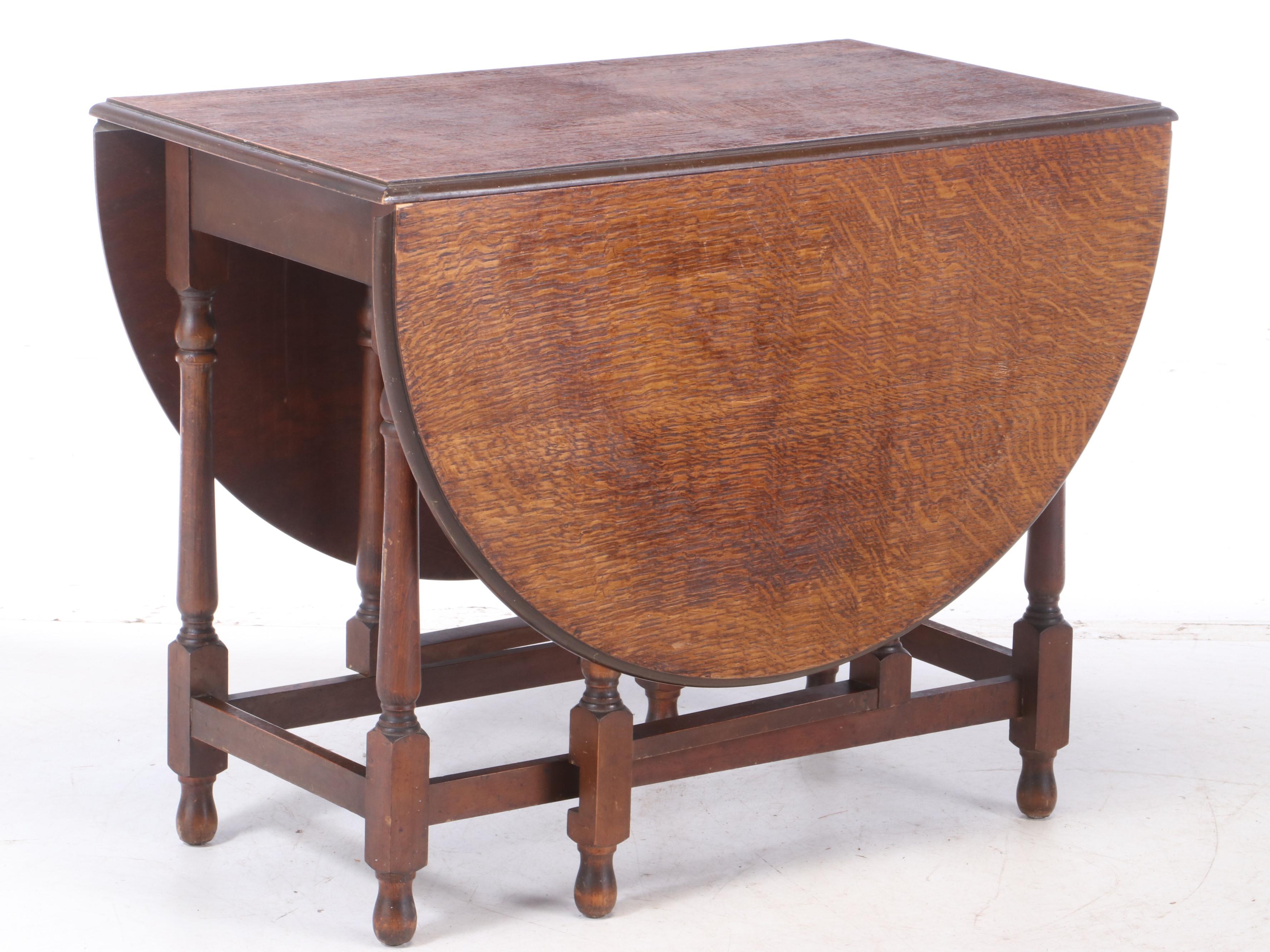 C.W.S. Ltd. William and Mary Style Oak-Top Gateleg Table