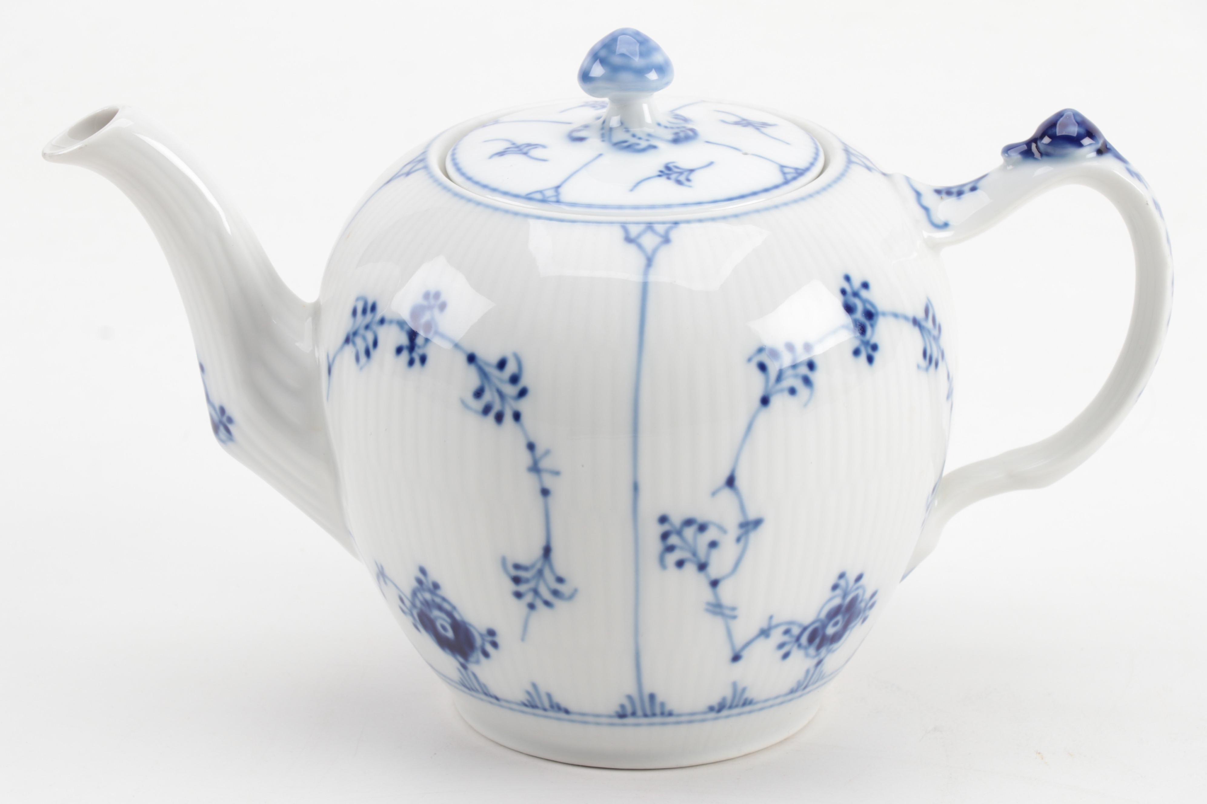 Royal Copenhagen "Blue Fluted Half Lace" Porcelain Dinnerware