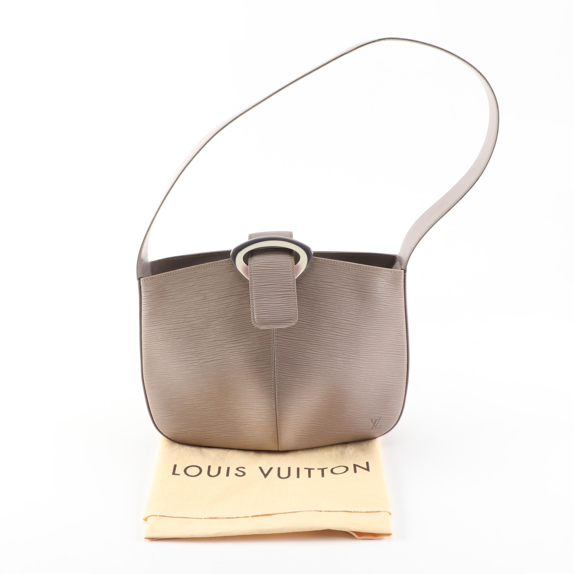 Louis Vuitton Reverie Shoulder Bag in Lilac Epi Leather