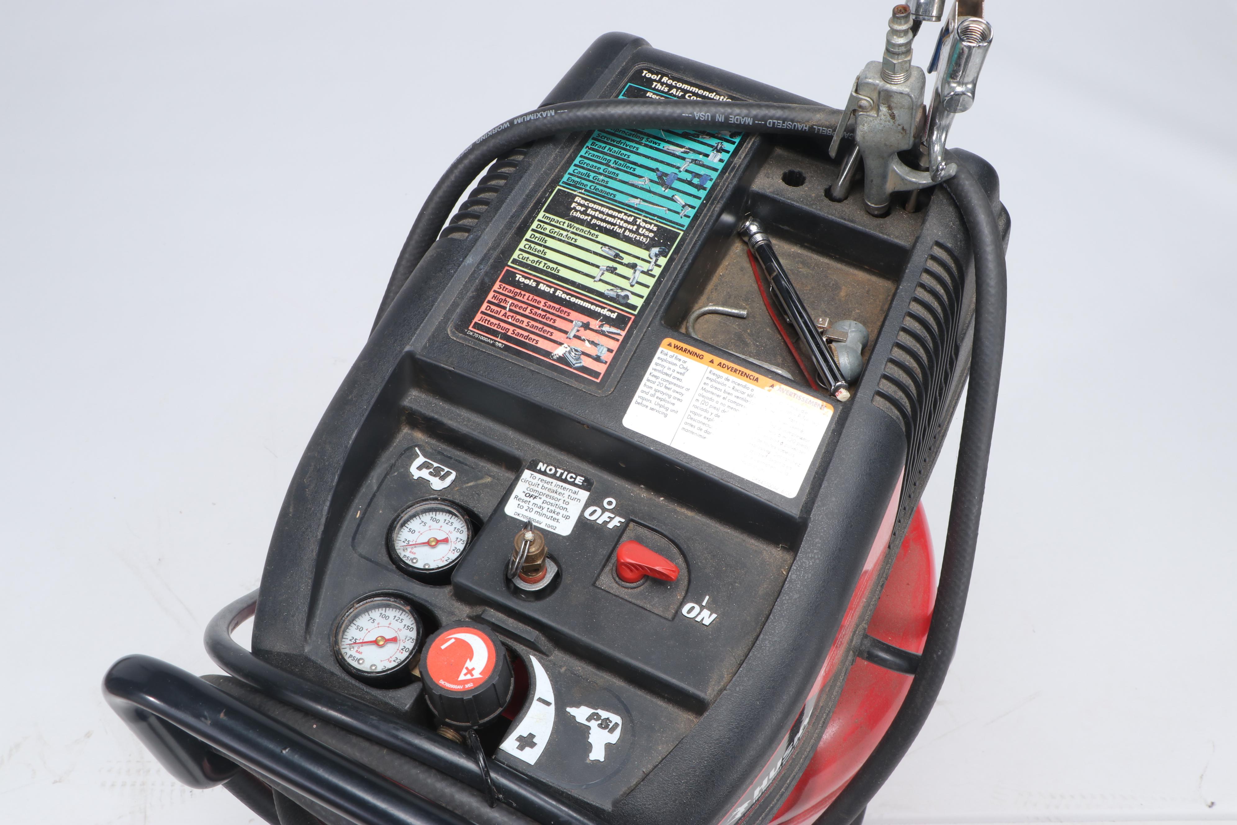 Husky Model WL660501AJ Portable Air Compressor